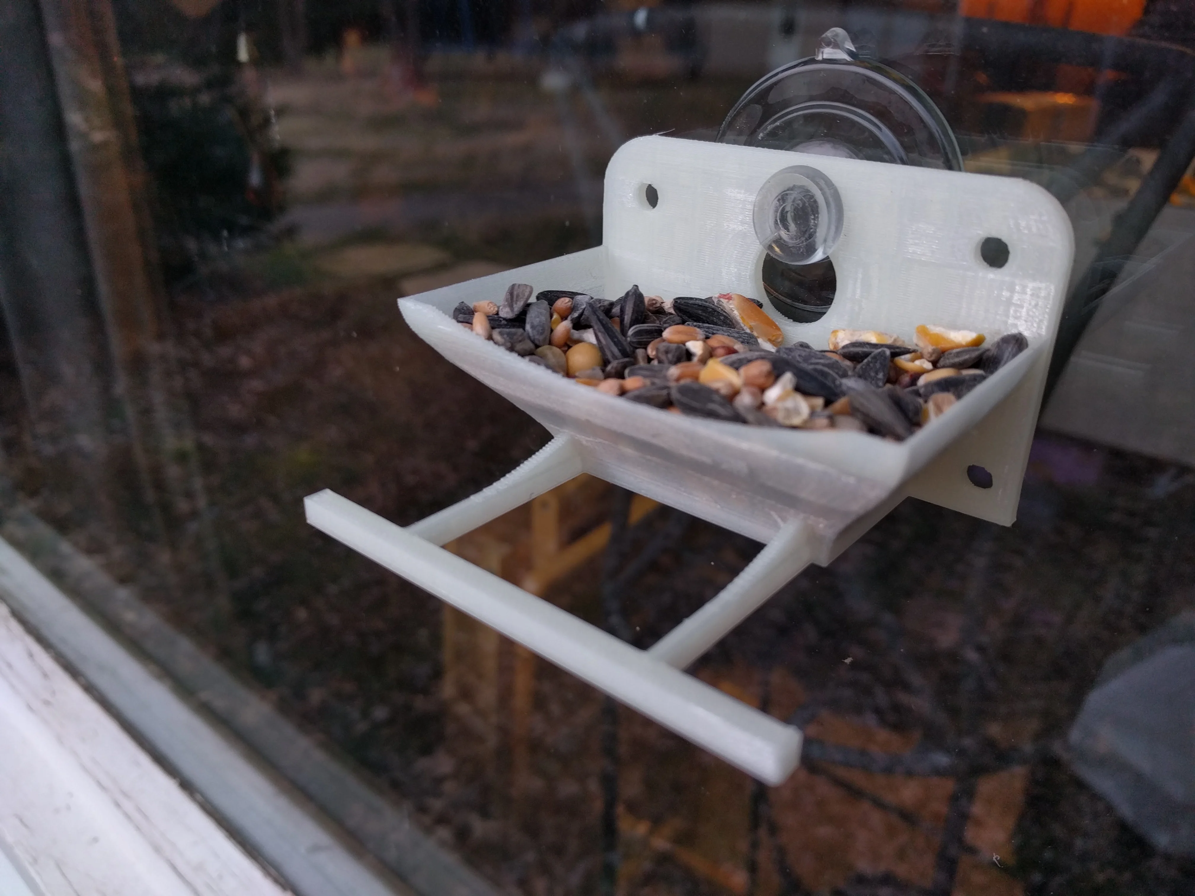 Suction Cup Mount - Window Bird Feeder