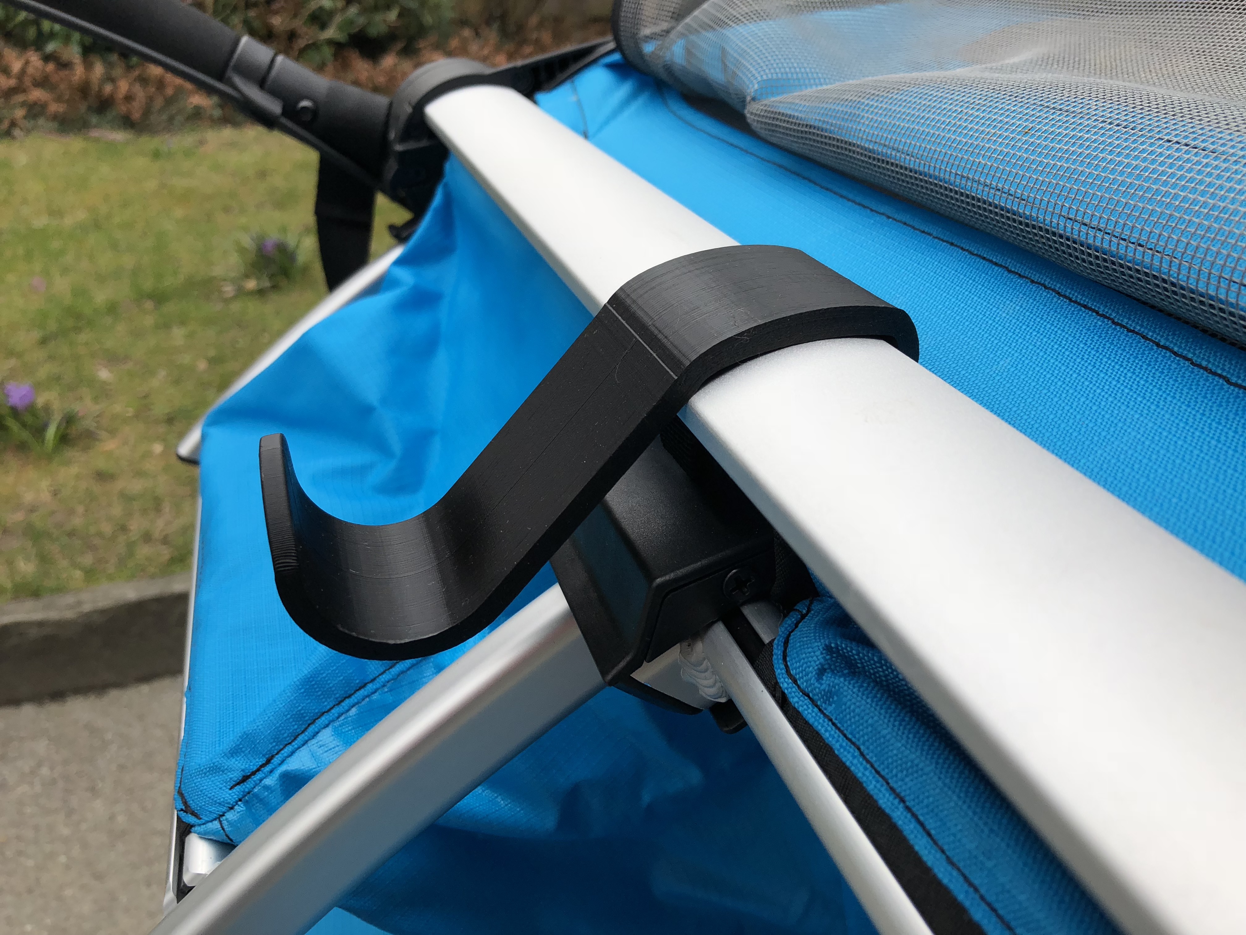 Thule Chariot Top Hook