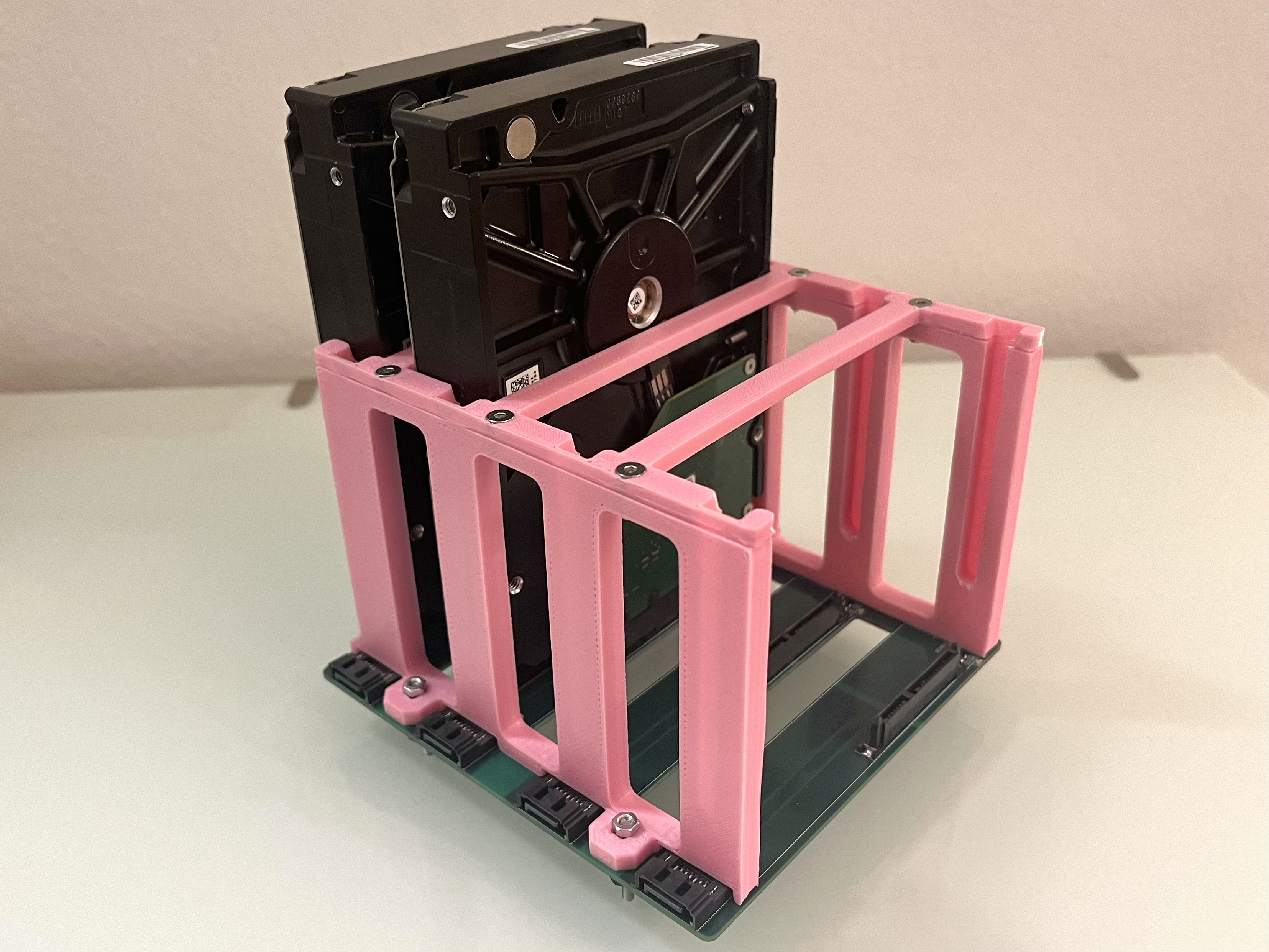 Toolless Drive Cage - 4x HDD (SATA Backplane)