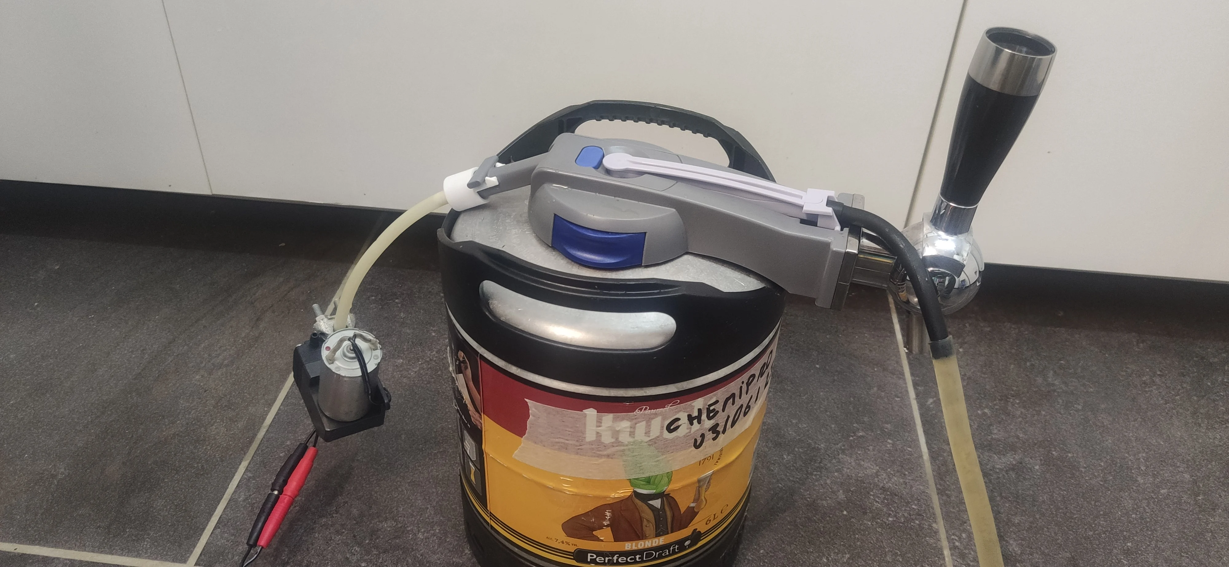 Perfectdraft adapter for refilling kegs