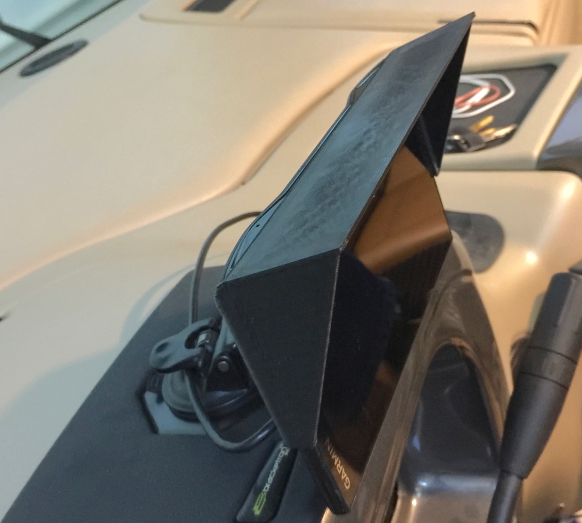 Garmin RV-770 GPS Sun Visor Shade