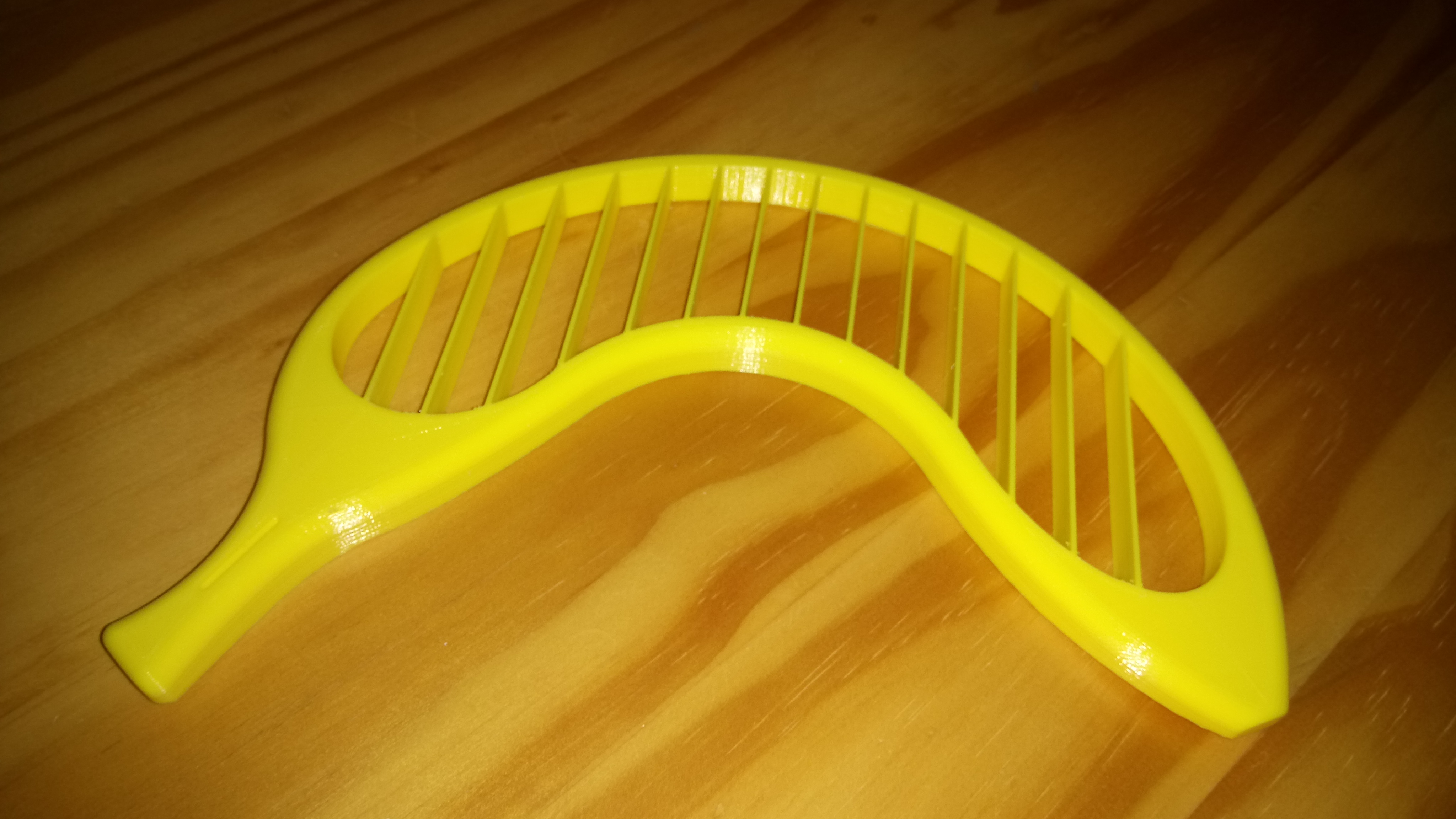 Banana slicer/cutter