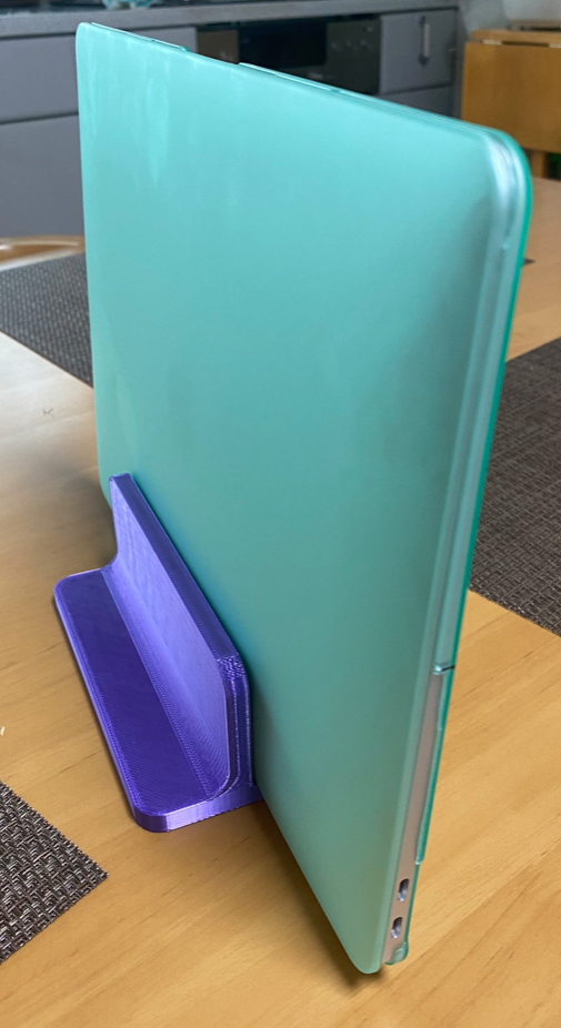 macBookAirStand