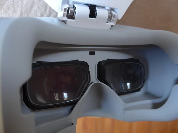 Lens holders for DJI Googles