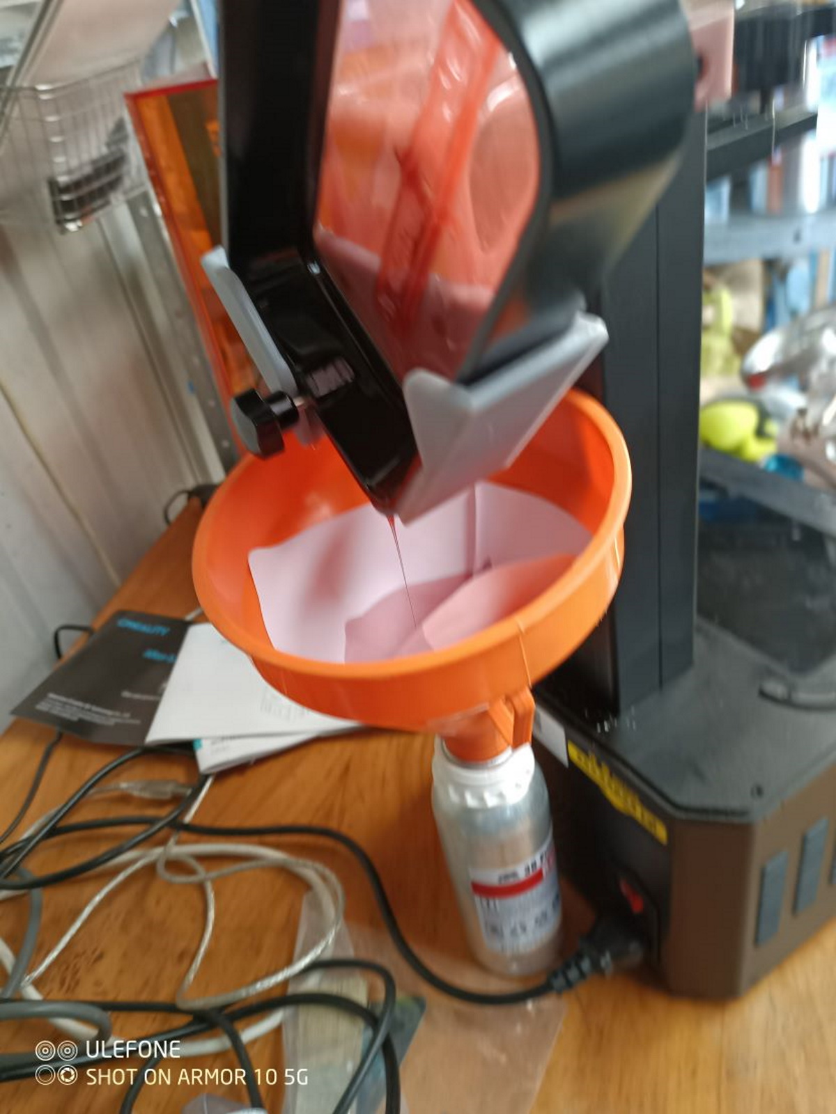 Resin drip holder