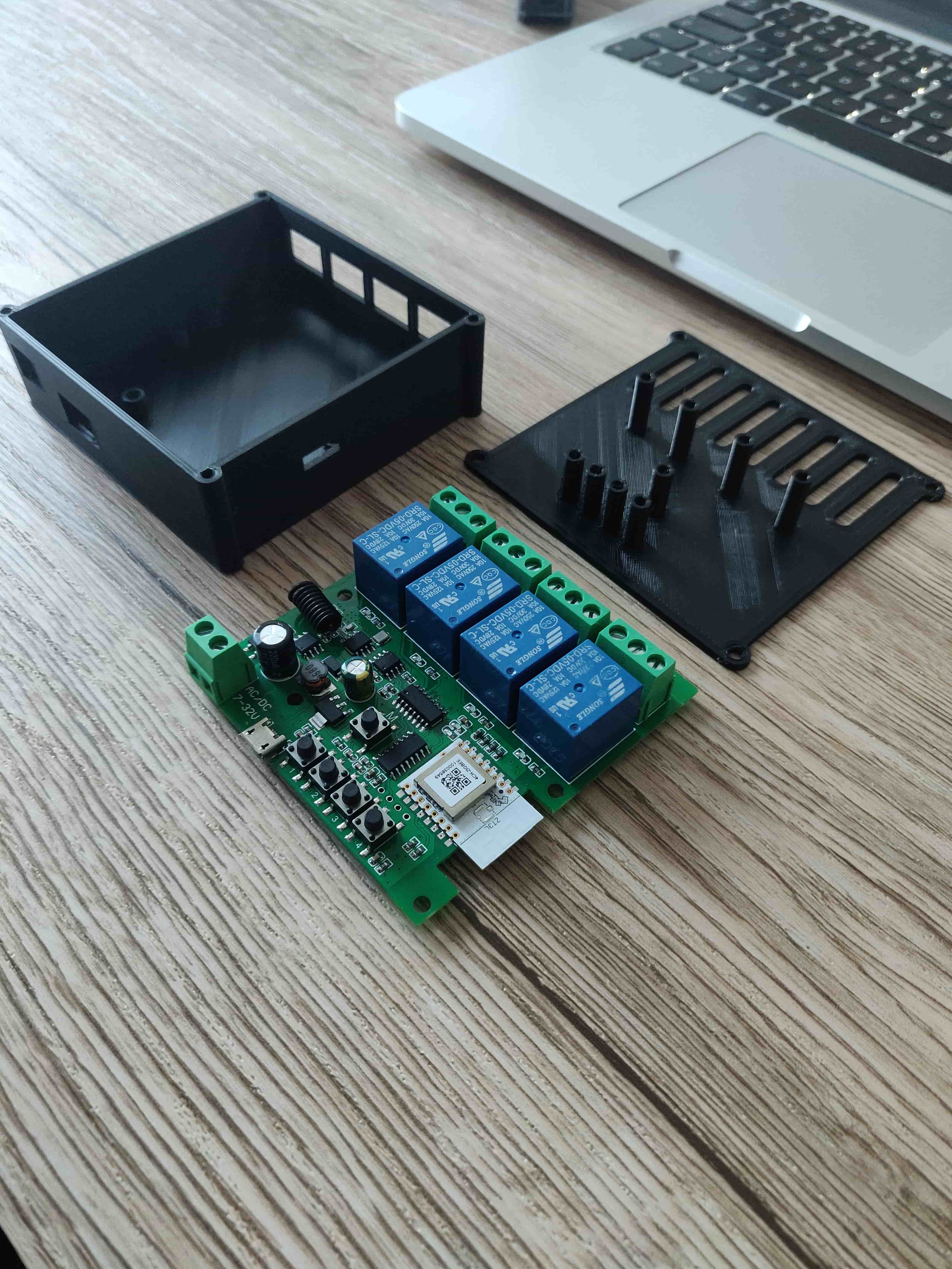 Sonoff 4ch ZigBee case