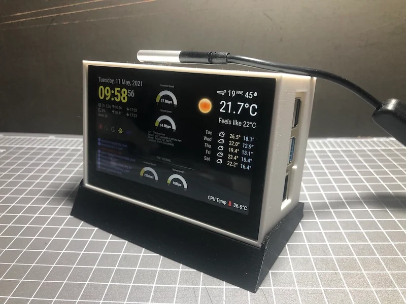 Waveshare 4.3 inch Pi4 clock