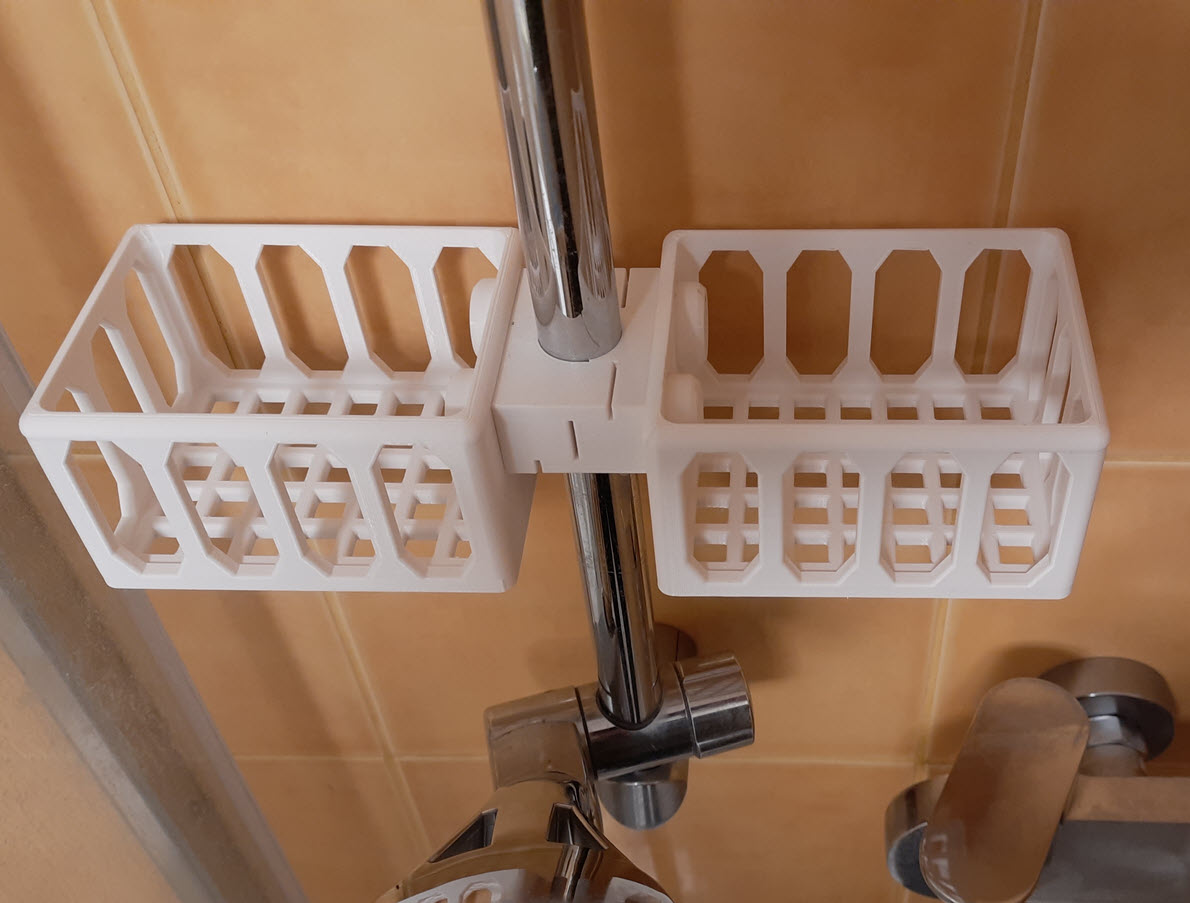 Bathroom shelf