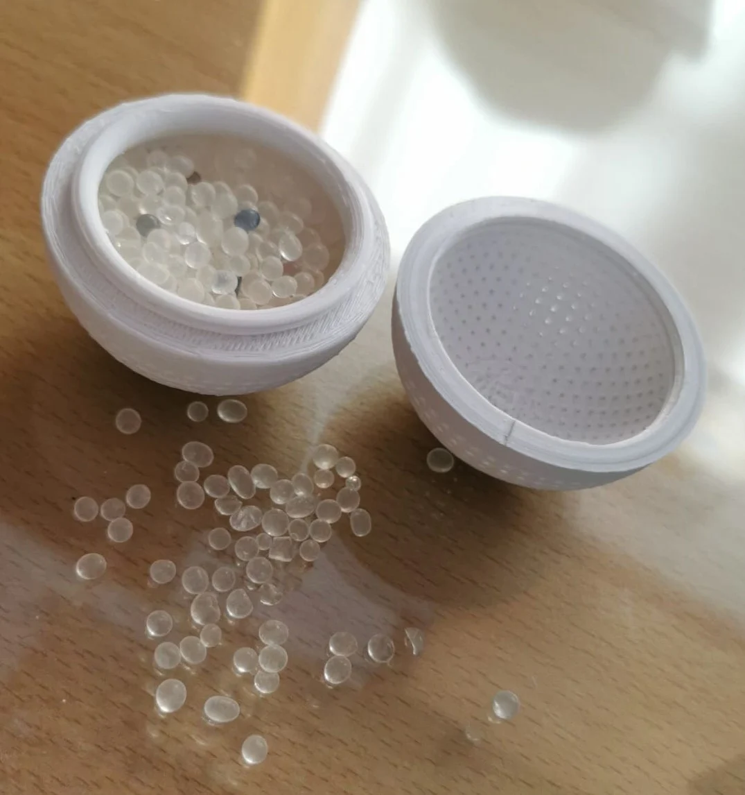 Dry Sphere (silica gel container)
