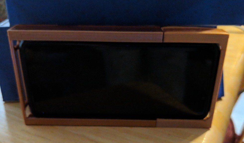 GalaxyS9 Horizontal wall mount