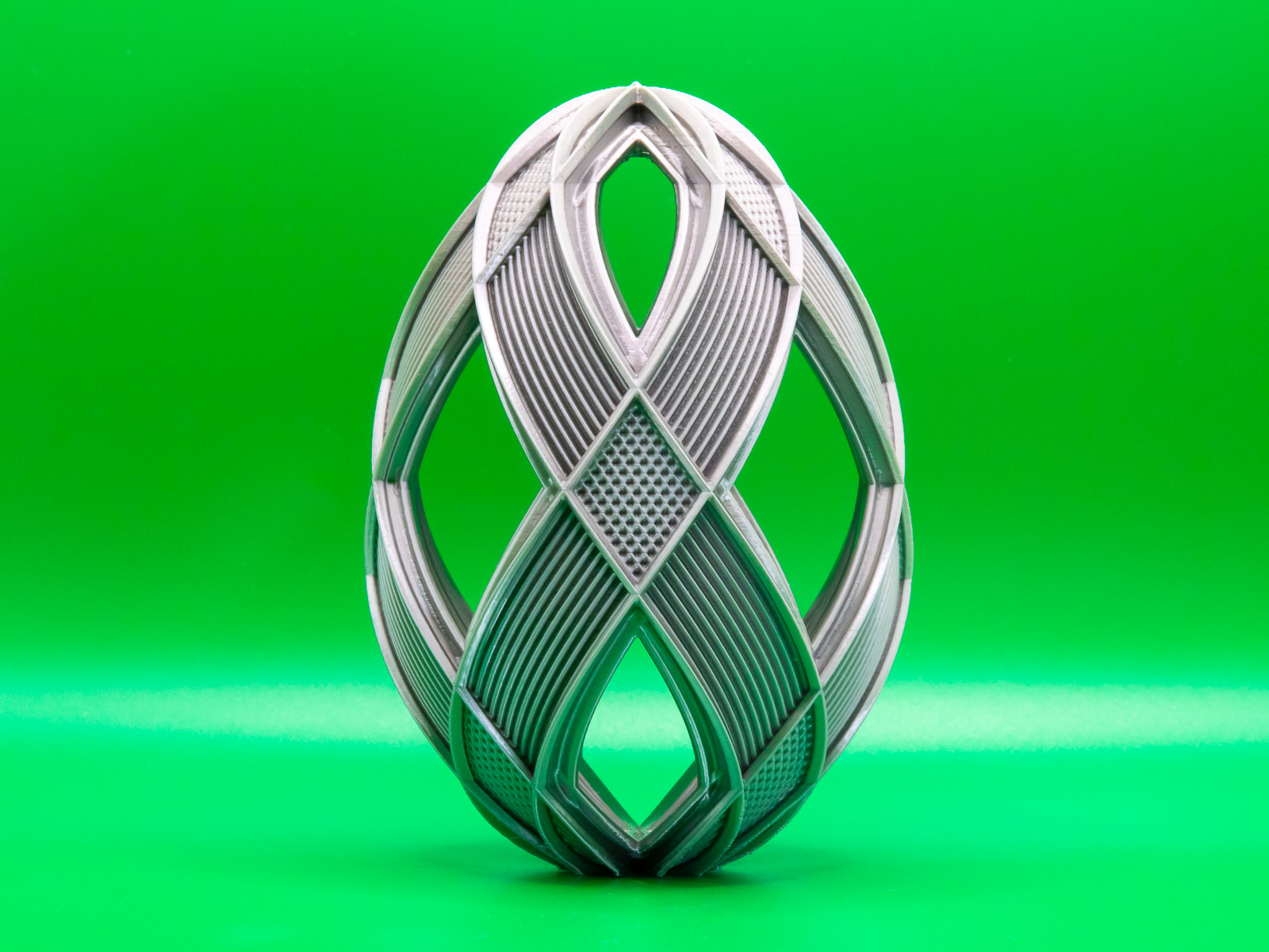 Open Lattice Ribbon Easter Egg 2026