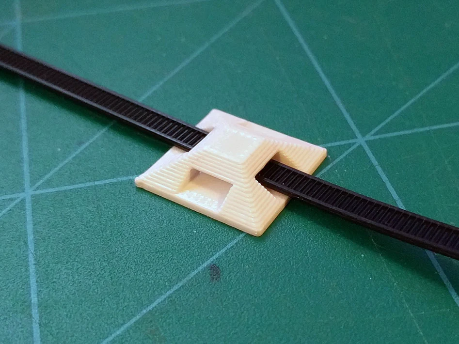 Cable Tie Mounting Pad 20x20 mm
