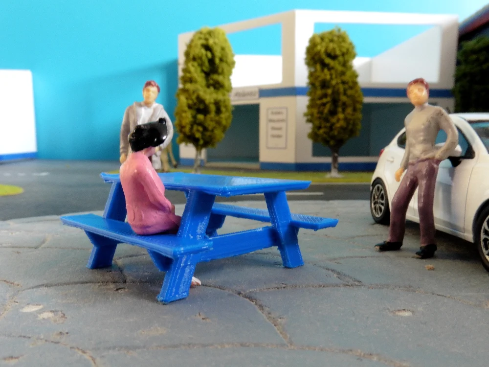 1/43 Picnic table - Table de pique-nique