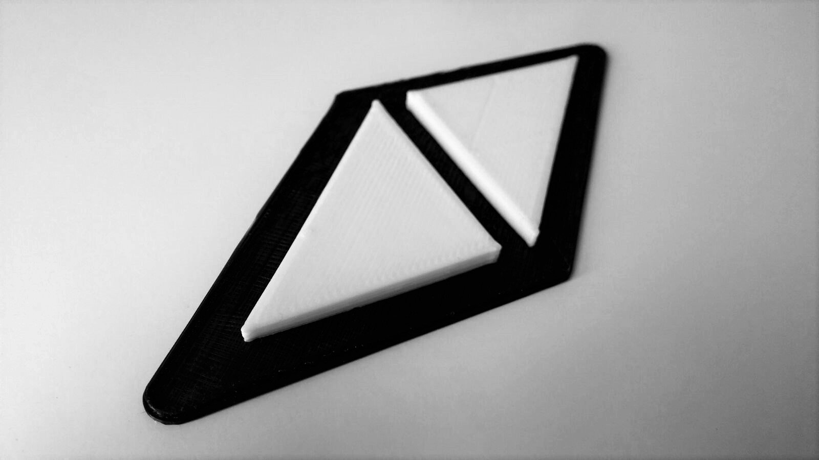AVICII Logo DJ