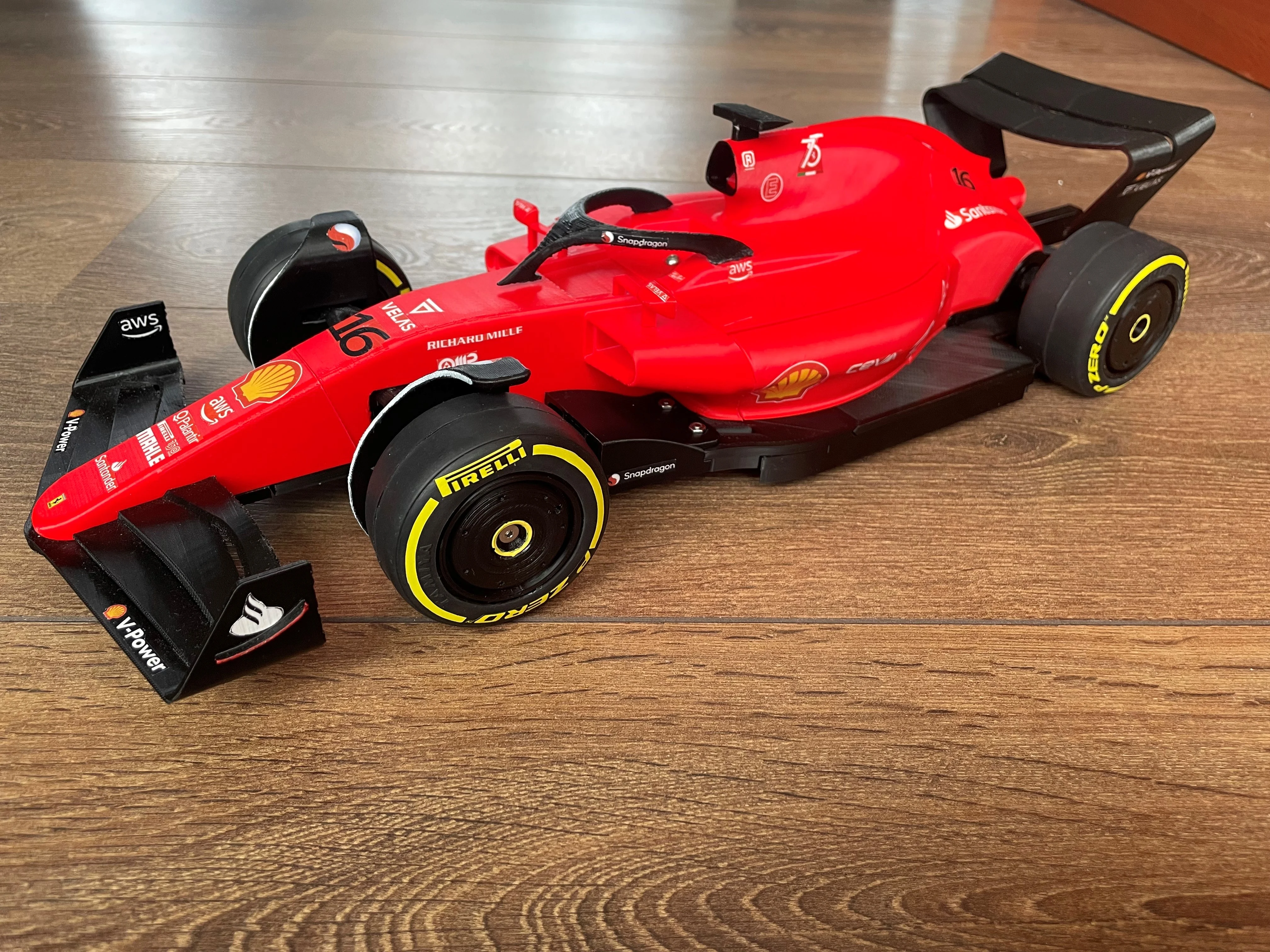 OpenRC F1 2022 F104 Rims + Wheelfin