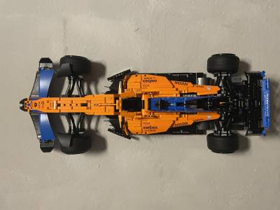 Lego McLaren Wall Support