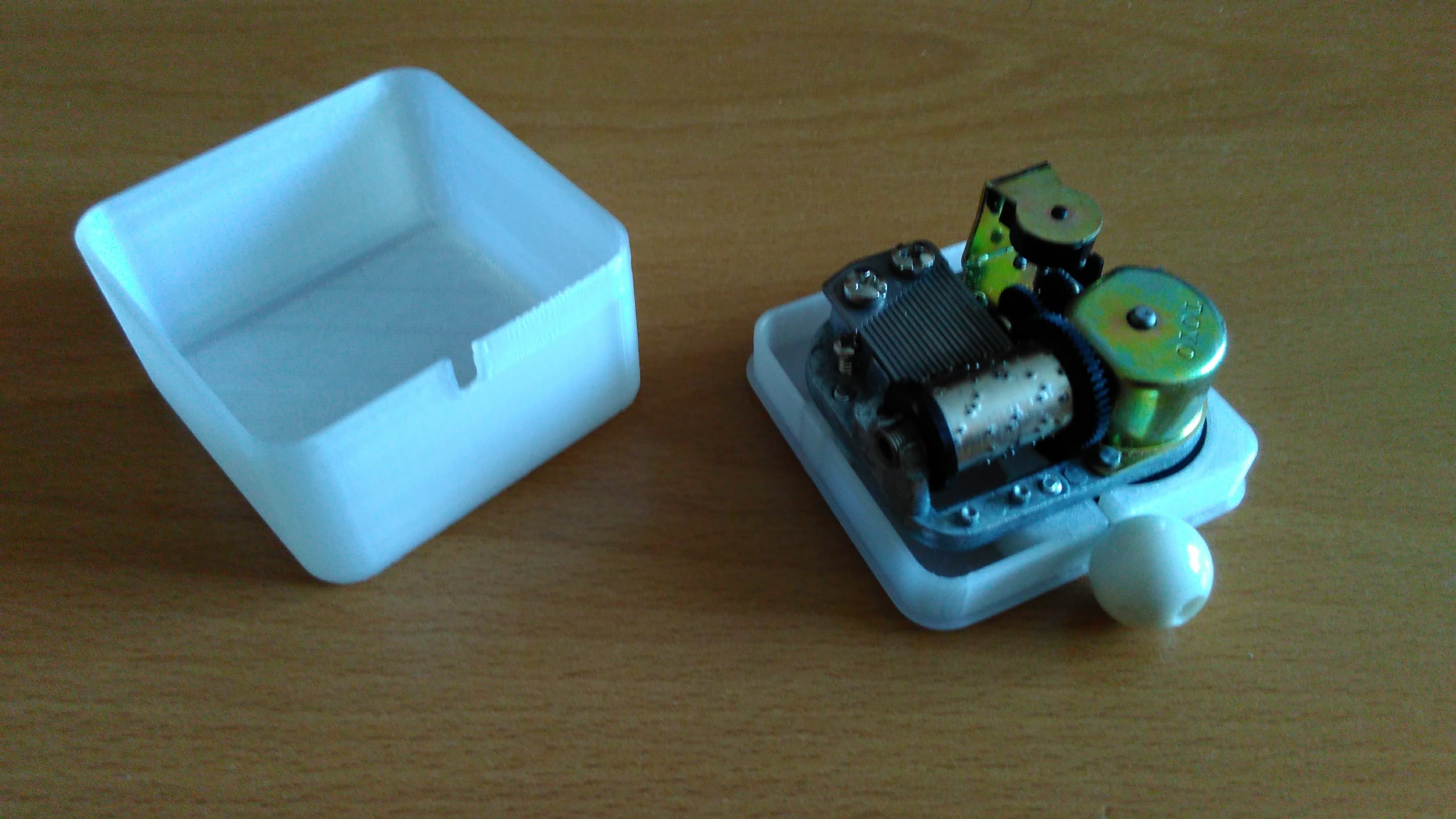 Box for Pull String Cord Music Box