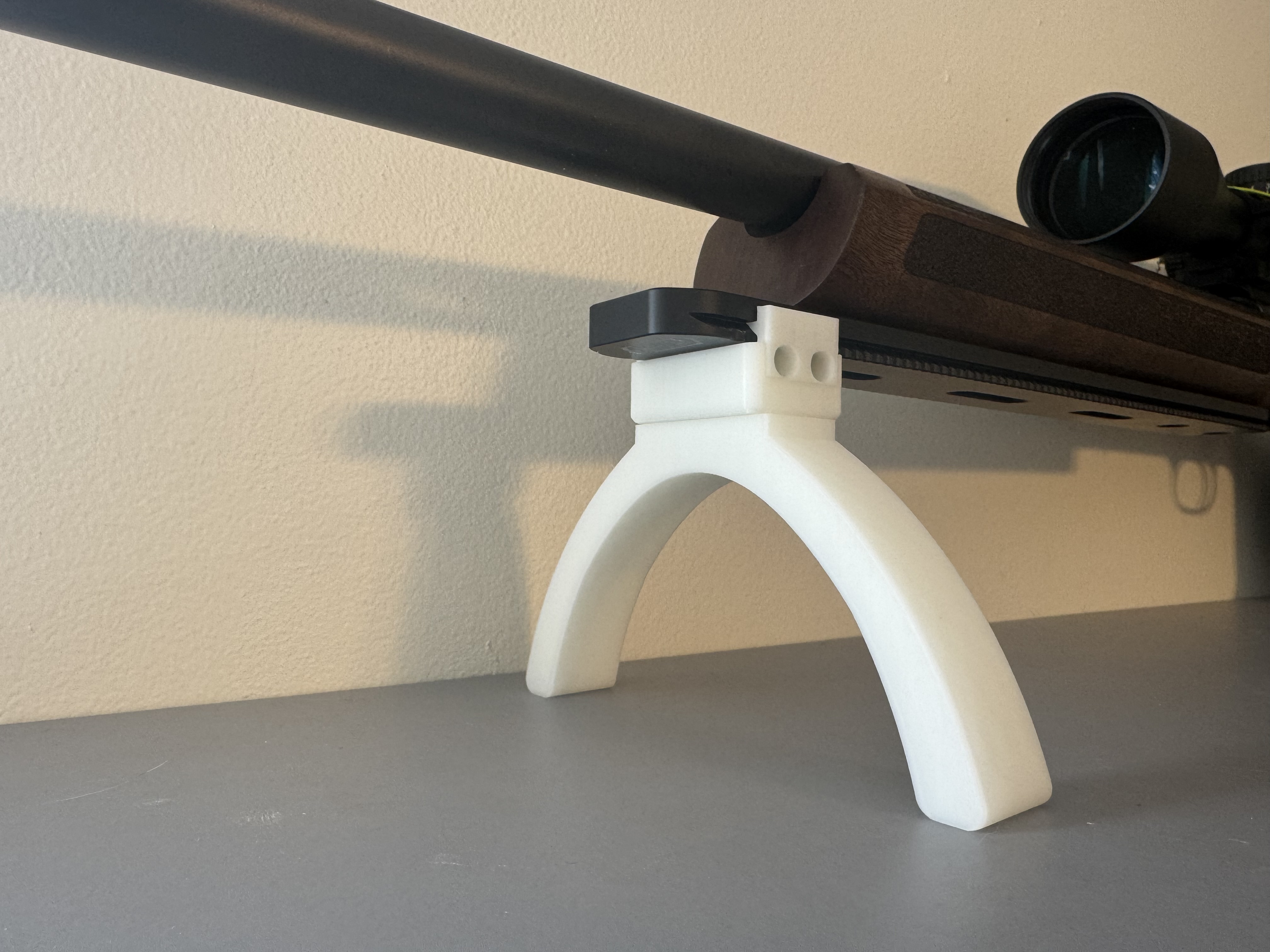 Stand for rifle with arca rail