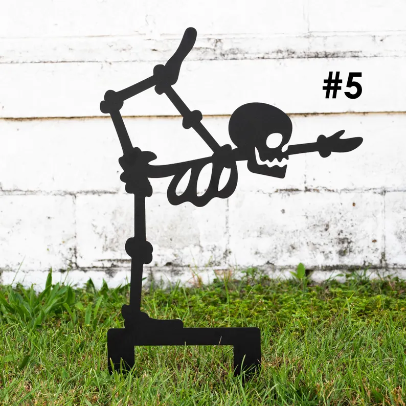 Outdoor Skeleton Halloween Decor, Halloween Outdoor Sign, Halloween Garden Signs, Halloween Yard Stakes, Halloween Sign Skeleton Decor