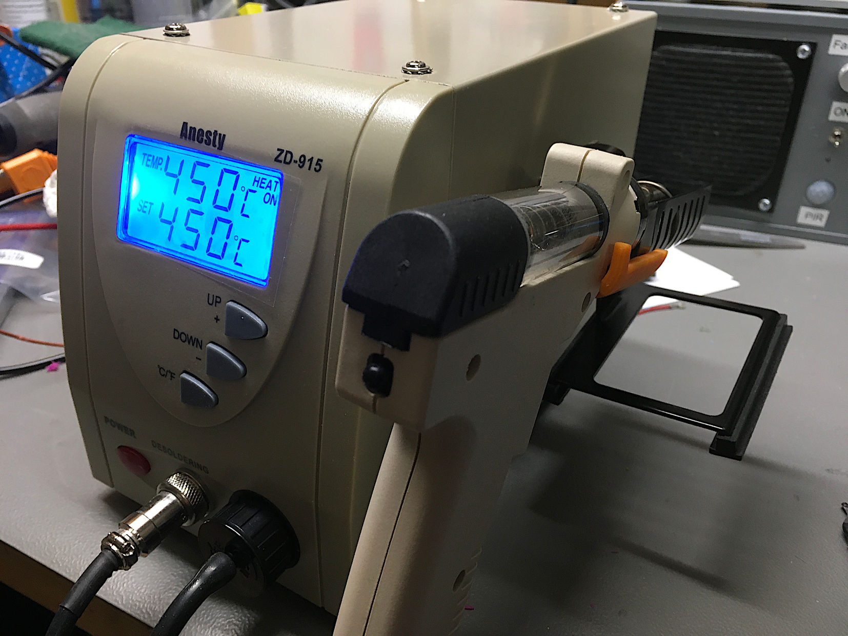 ZD-915 Gun Holder Improvement