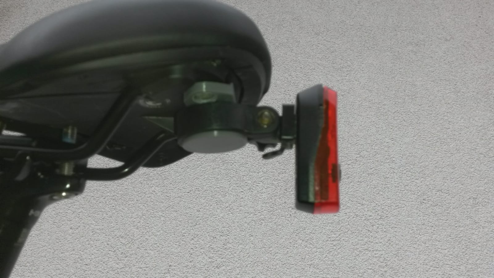VENEC saddle bike rearlight mount