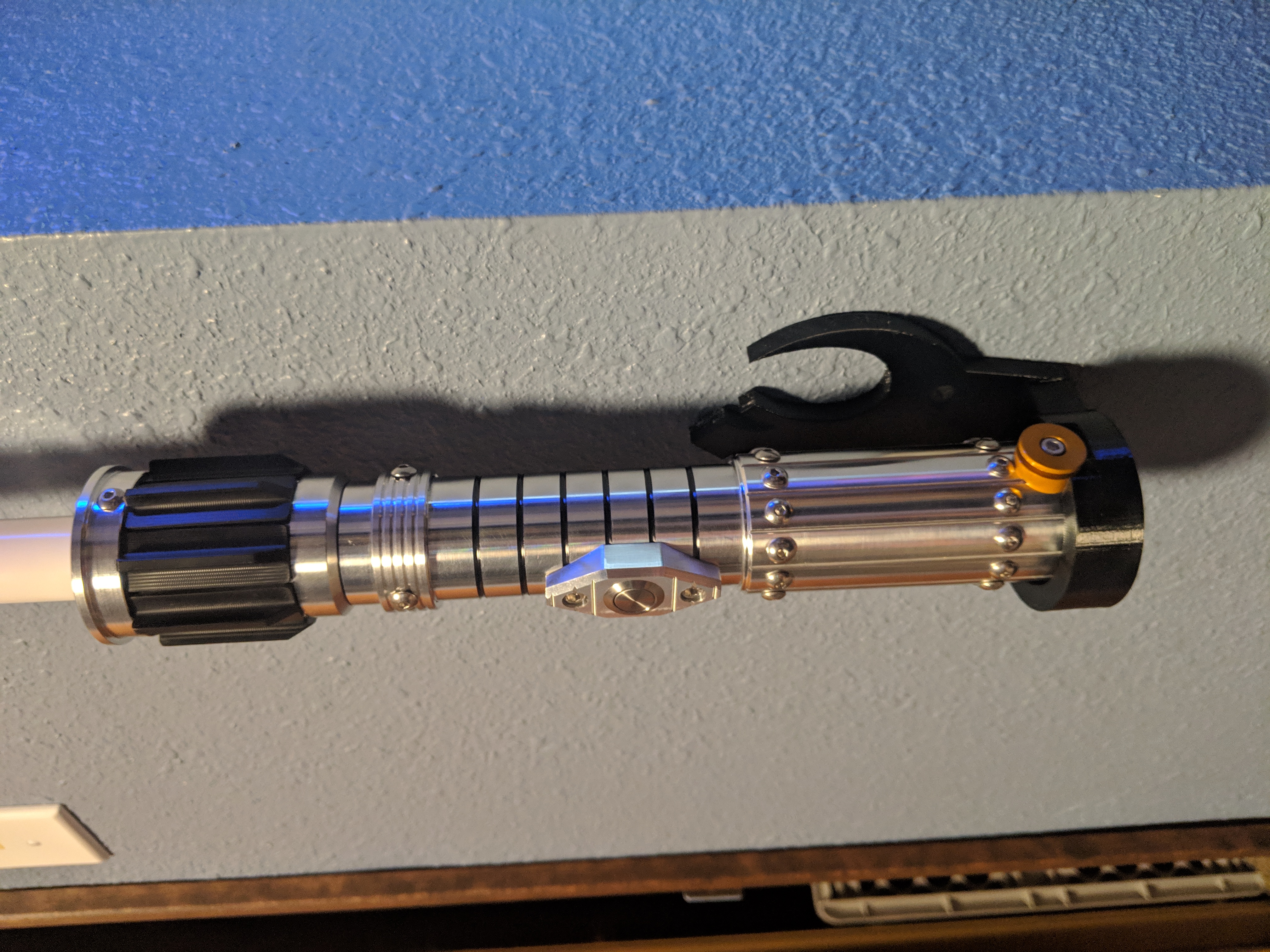 Light Saber Vertical Wall Mount (Rebel)