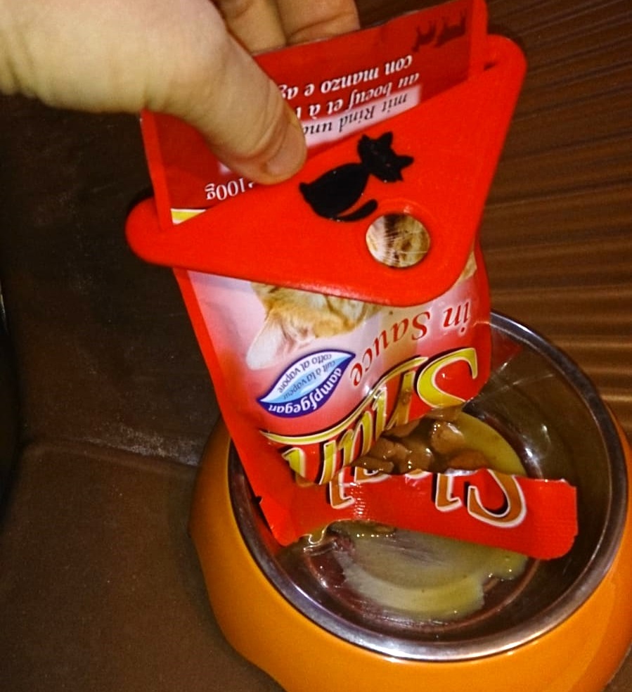 Cat Food Emptying Help
