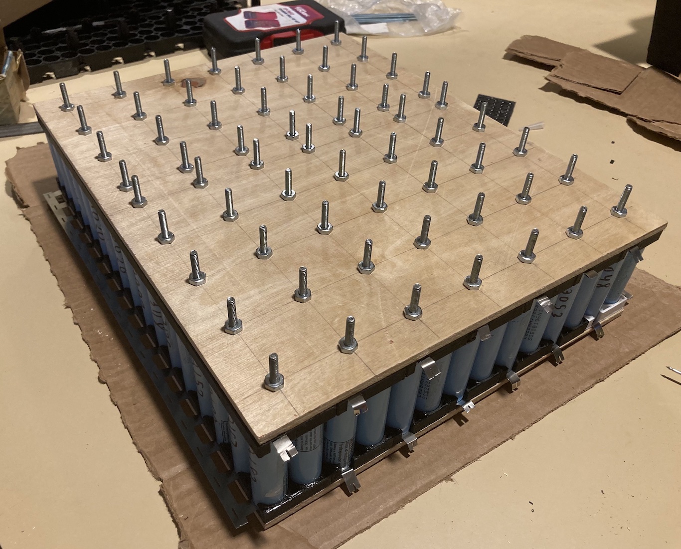 Weld-Less 18650 Battery Build System
