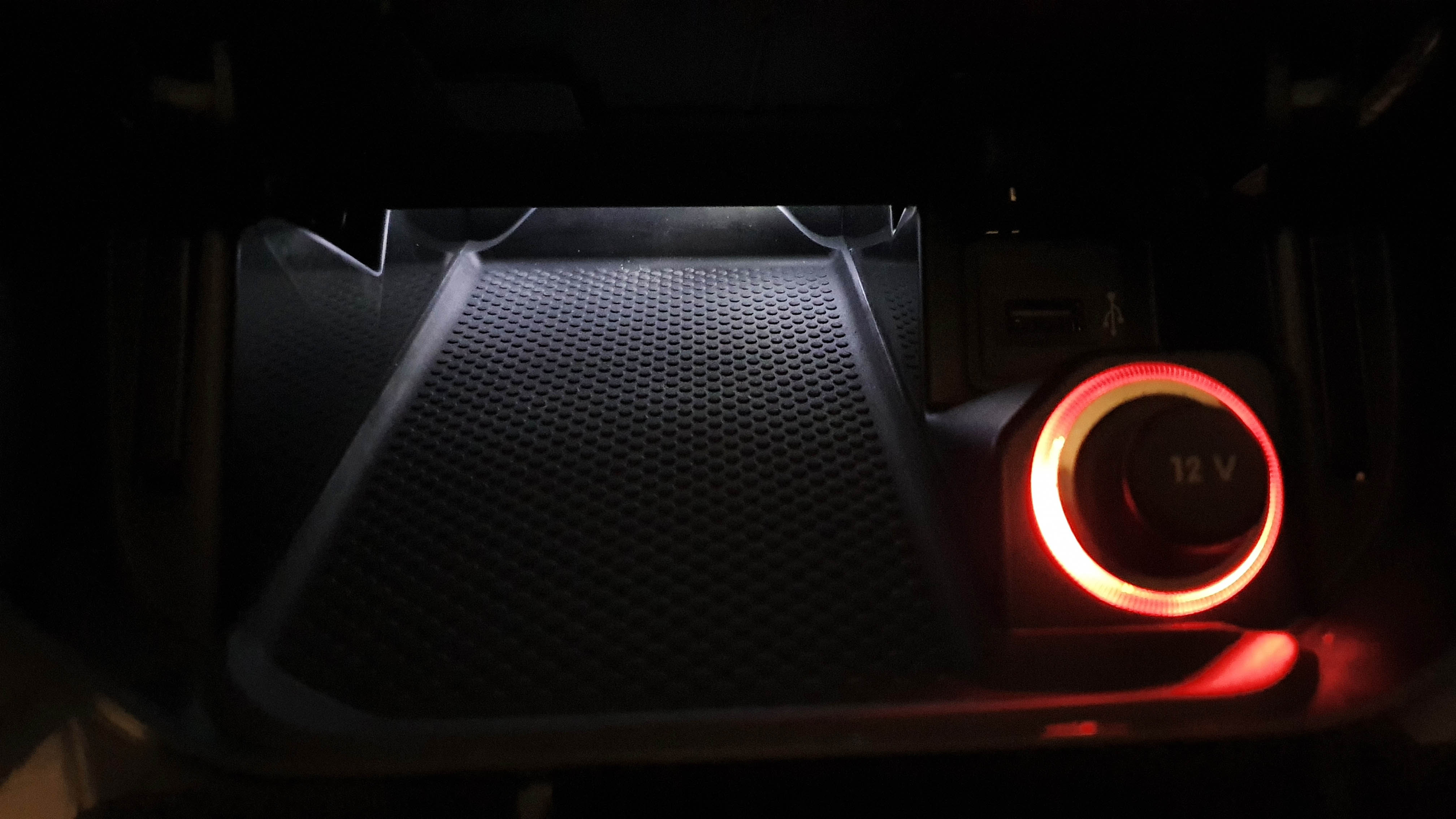 Phone Tray Illumination VW T6.0 Multivan (Handyfachbeleuchtung T6)