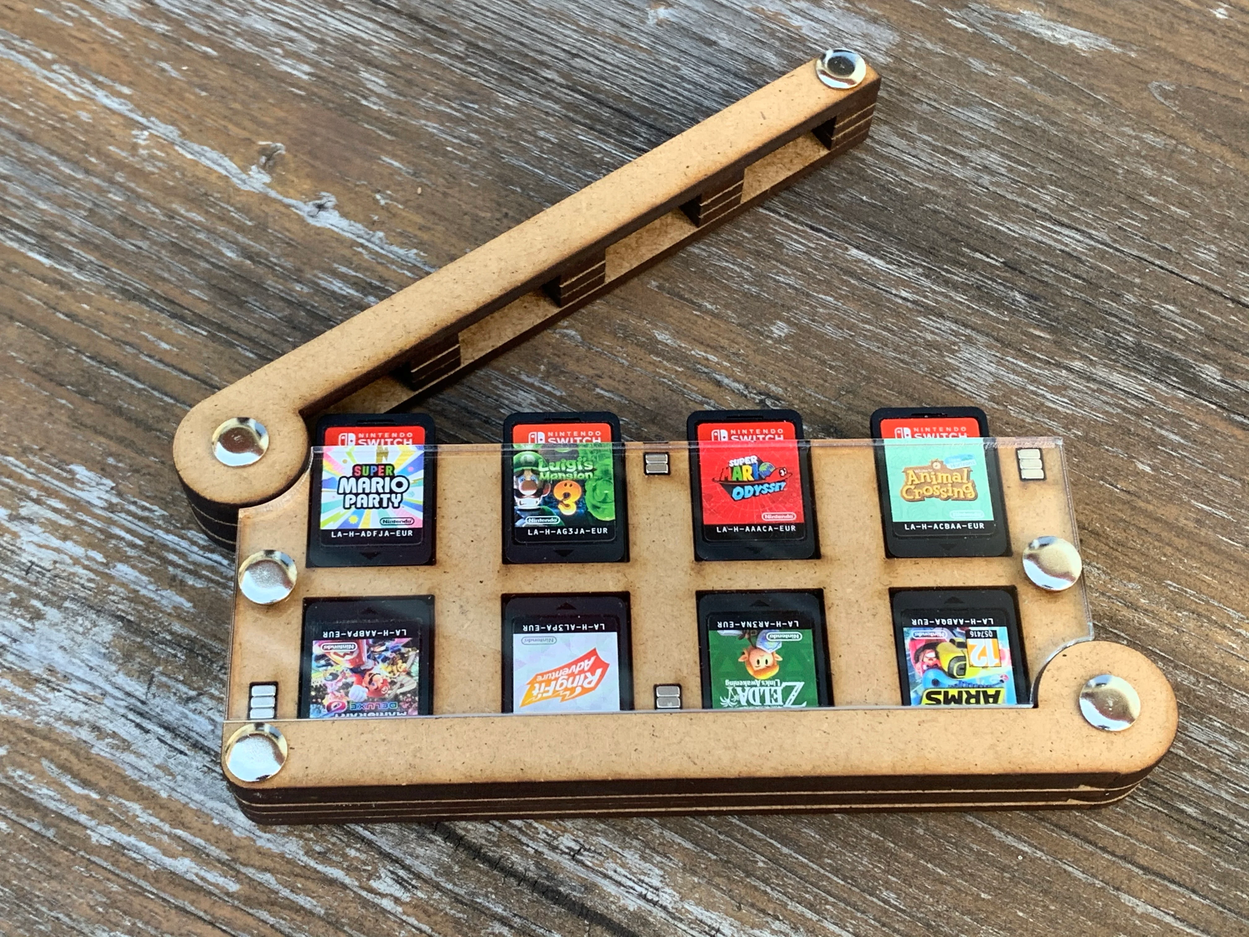Lasercut Nintendo Switch 16x game card holder with magnetic latches
