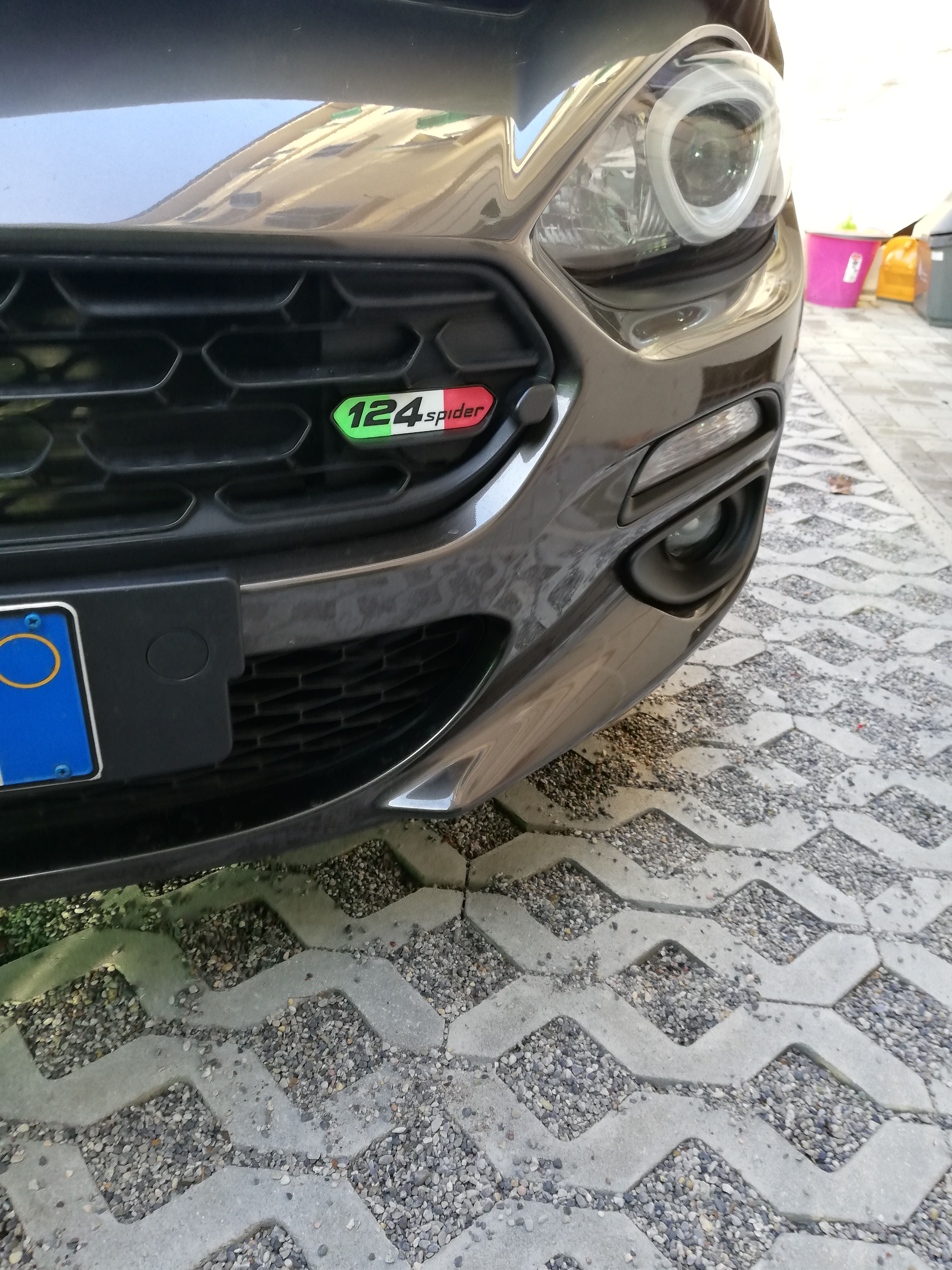 124 Spider 2016 badge