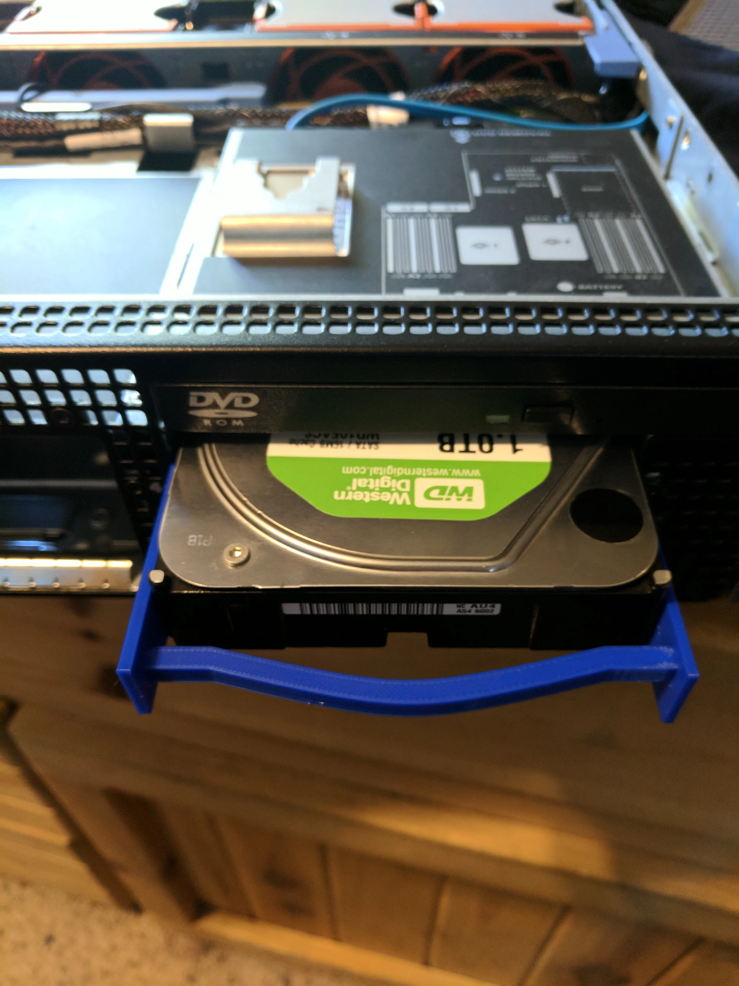 3.5" SATA & SAS HDD Server Rails