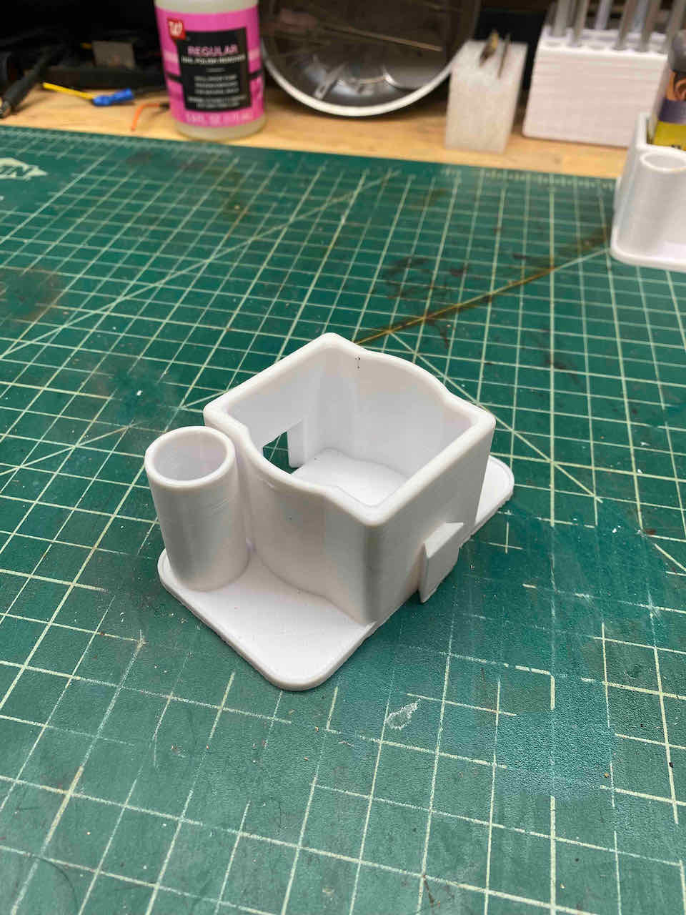 Leather Dye Holder