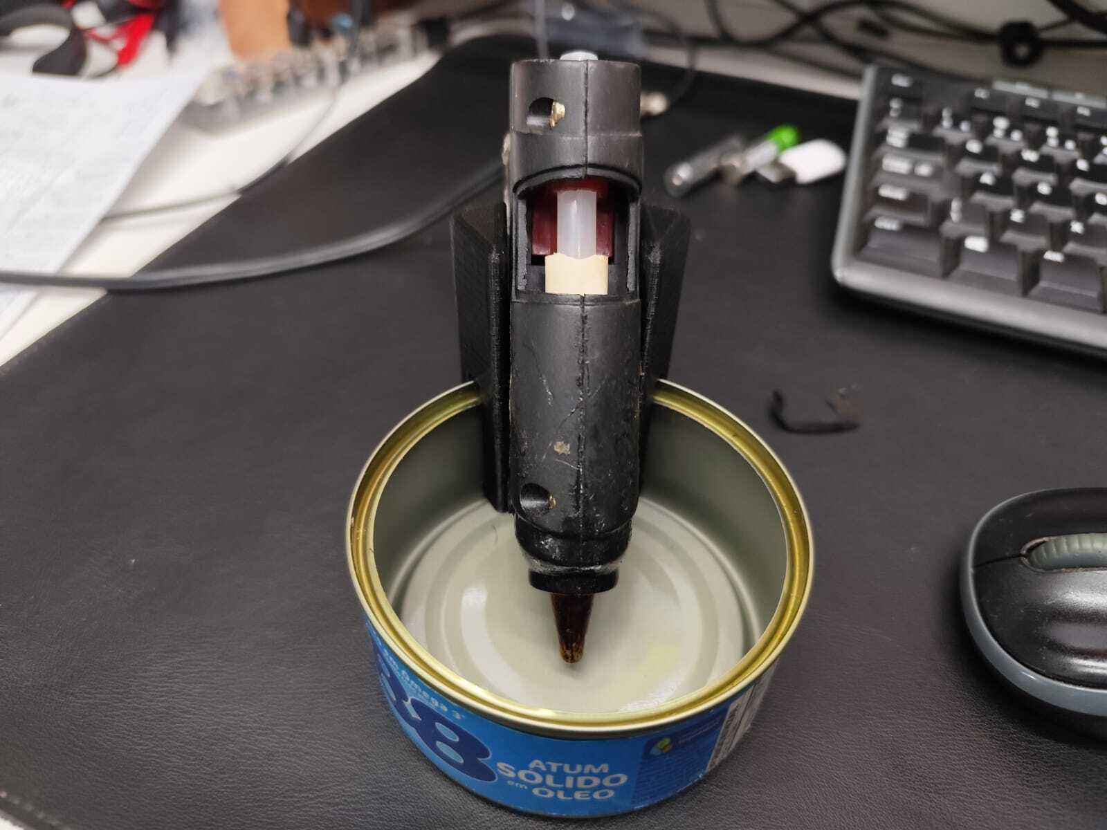 Hot Glue Gun Holder / Suporte para Pistola de Cola Quente