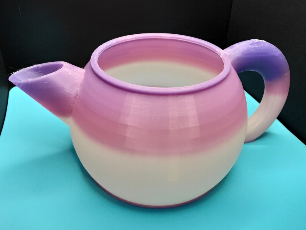Thermochromic kettle