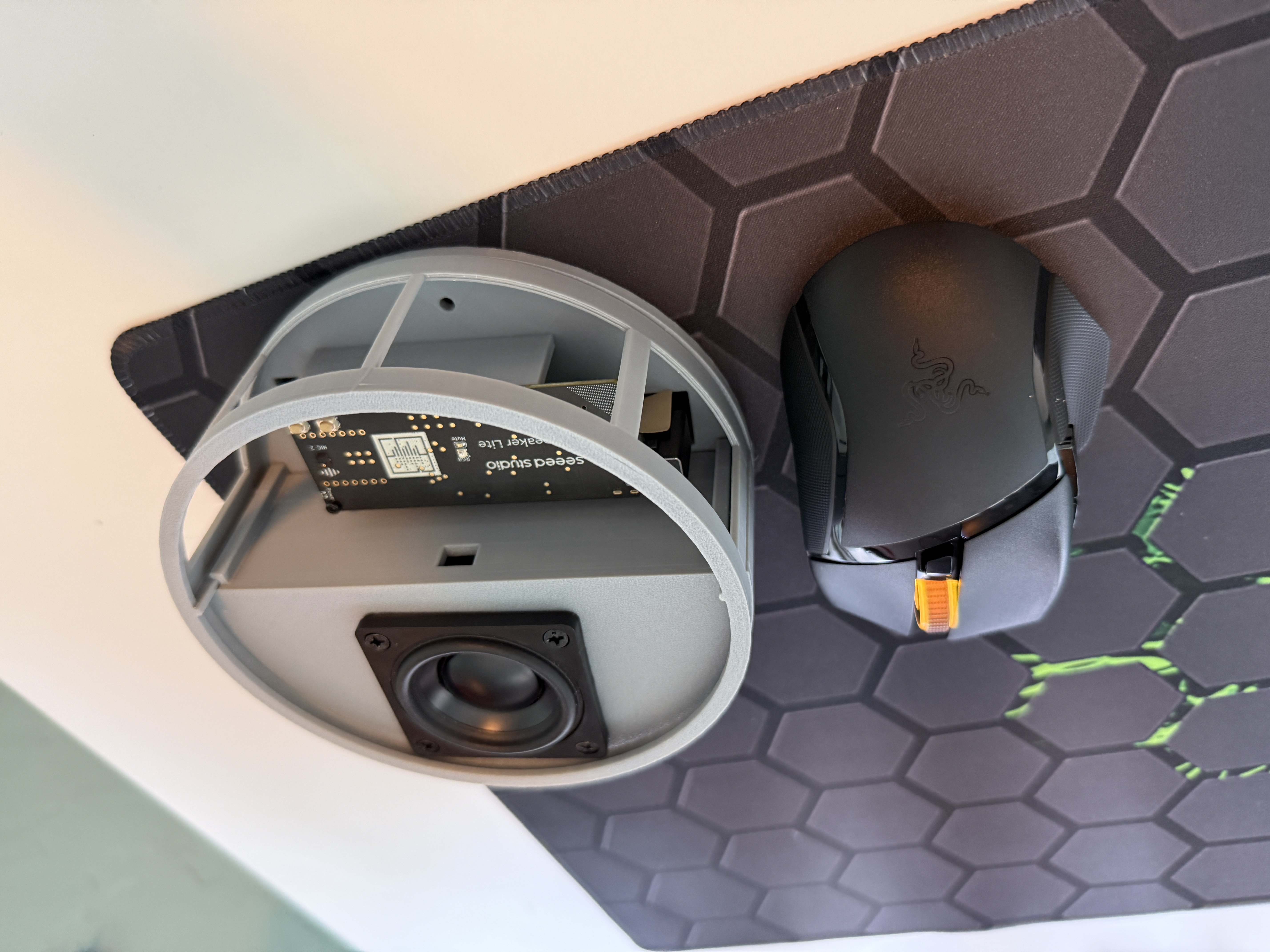 Respeaker Lite Wall Mountable Enclosure with Stand