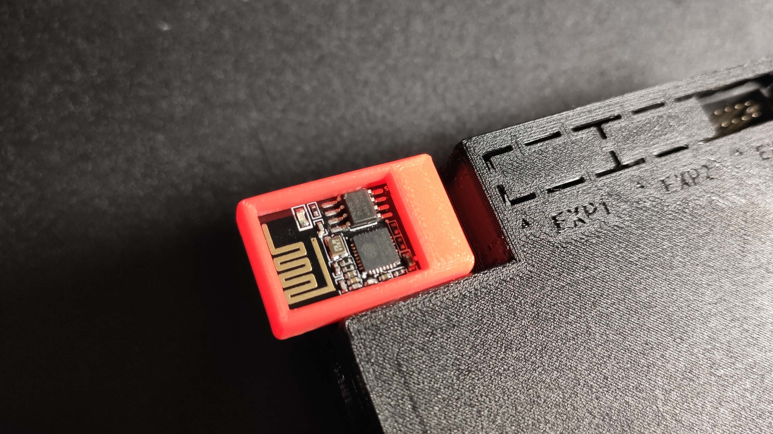 TFT35 ESP01 box