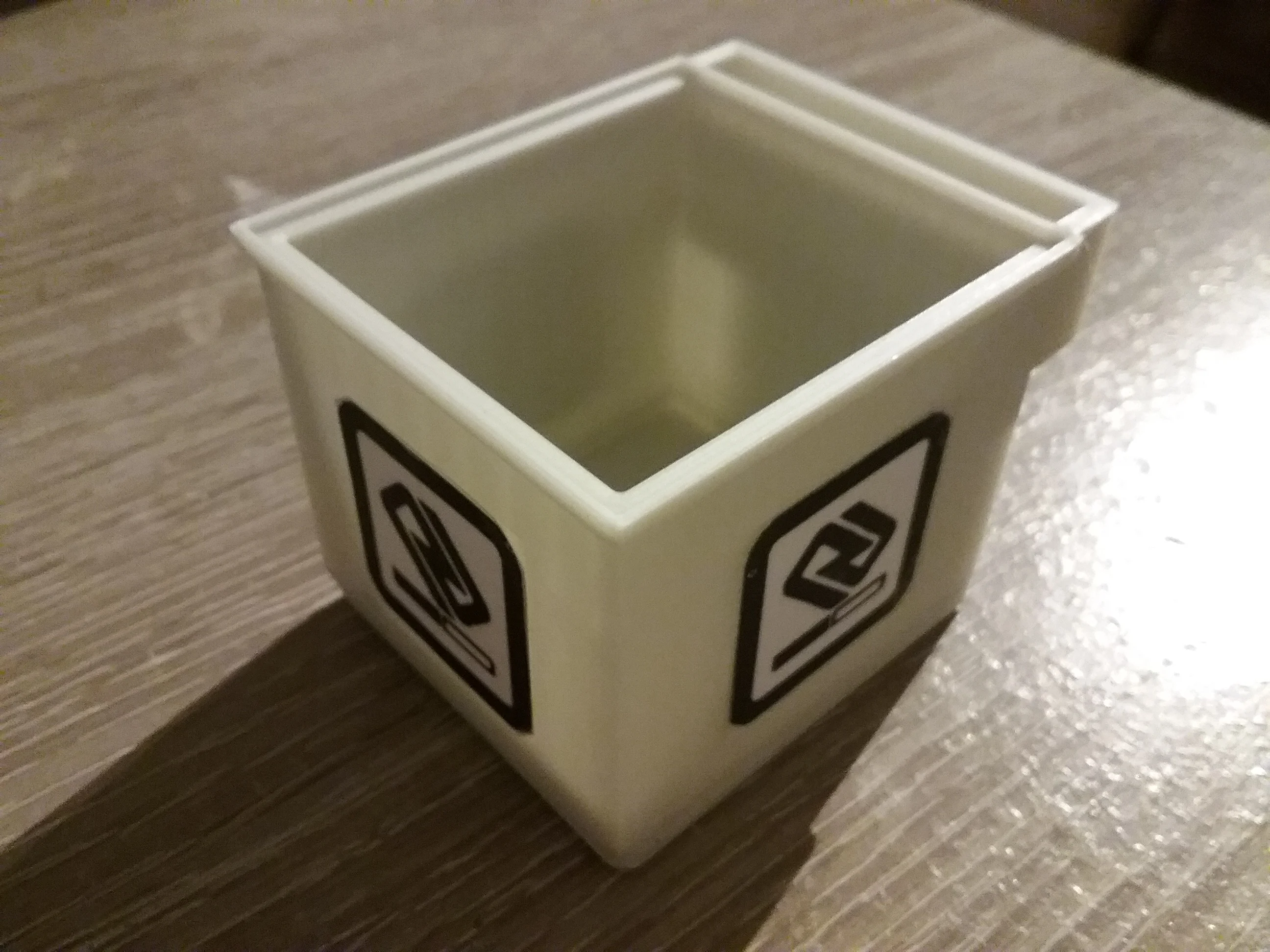 Cozmo anki container