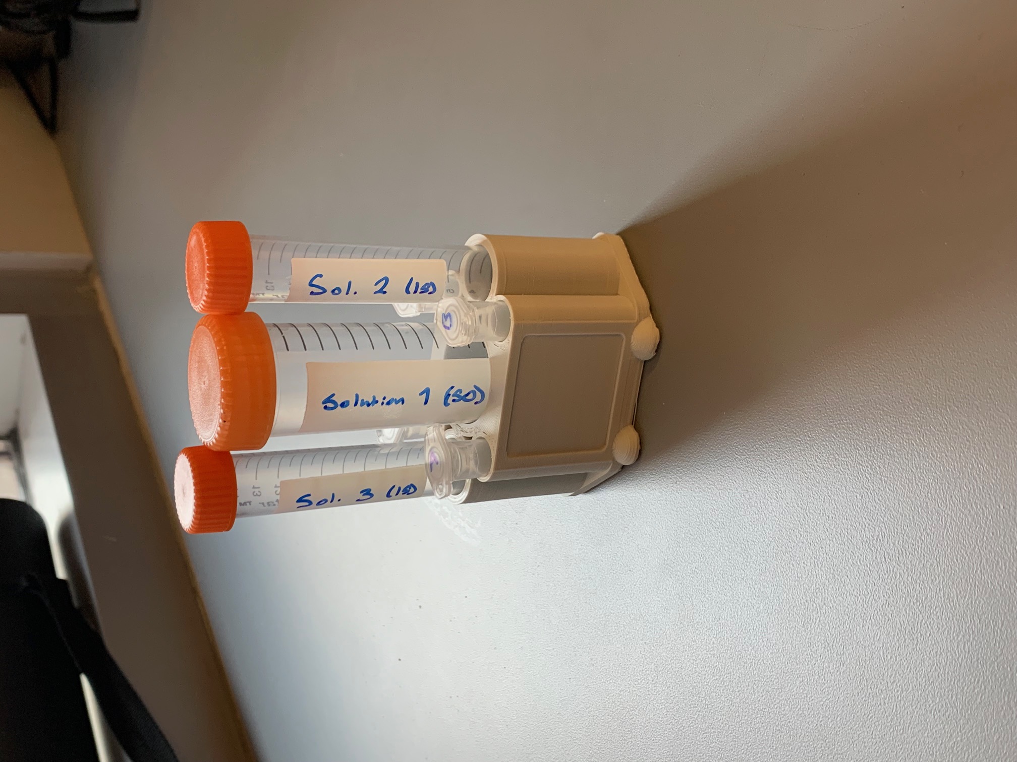 Tube Rack for Tissue Staining