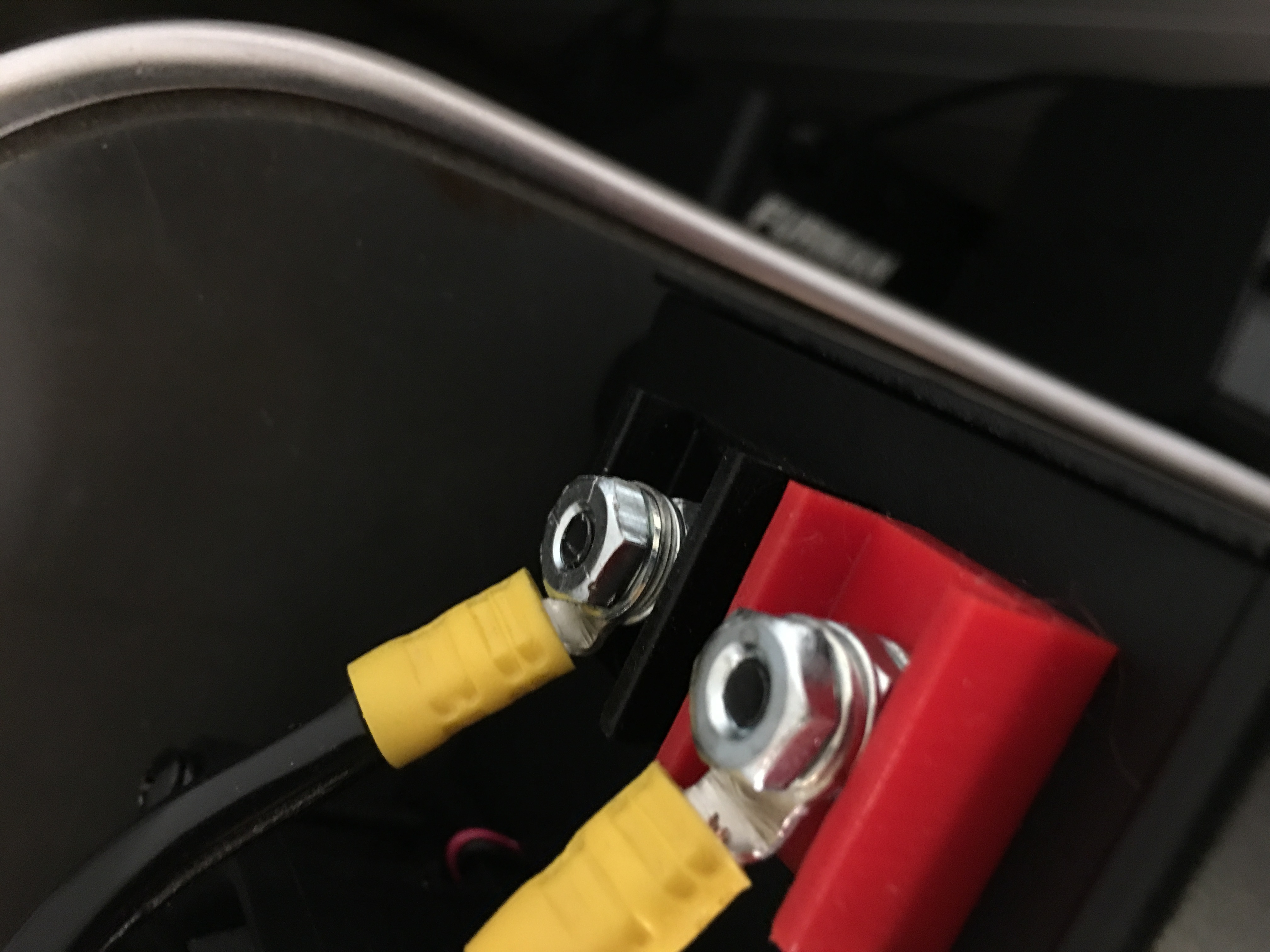 Astron SS-50M Power Supply Output Terminals