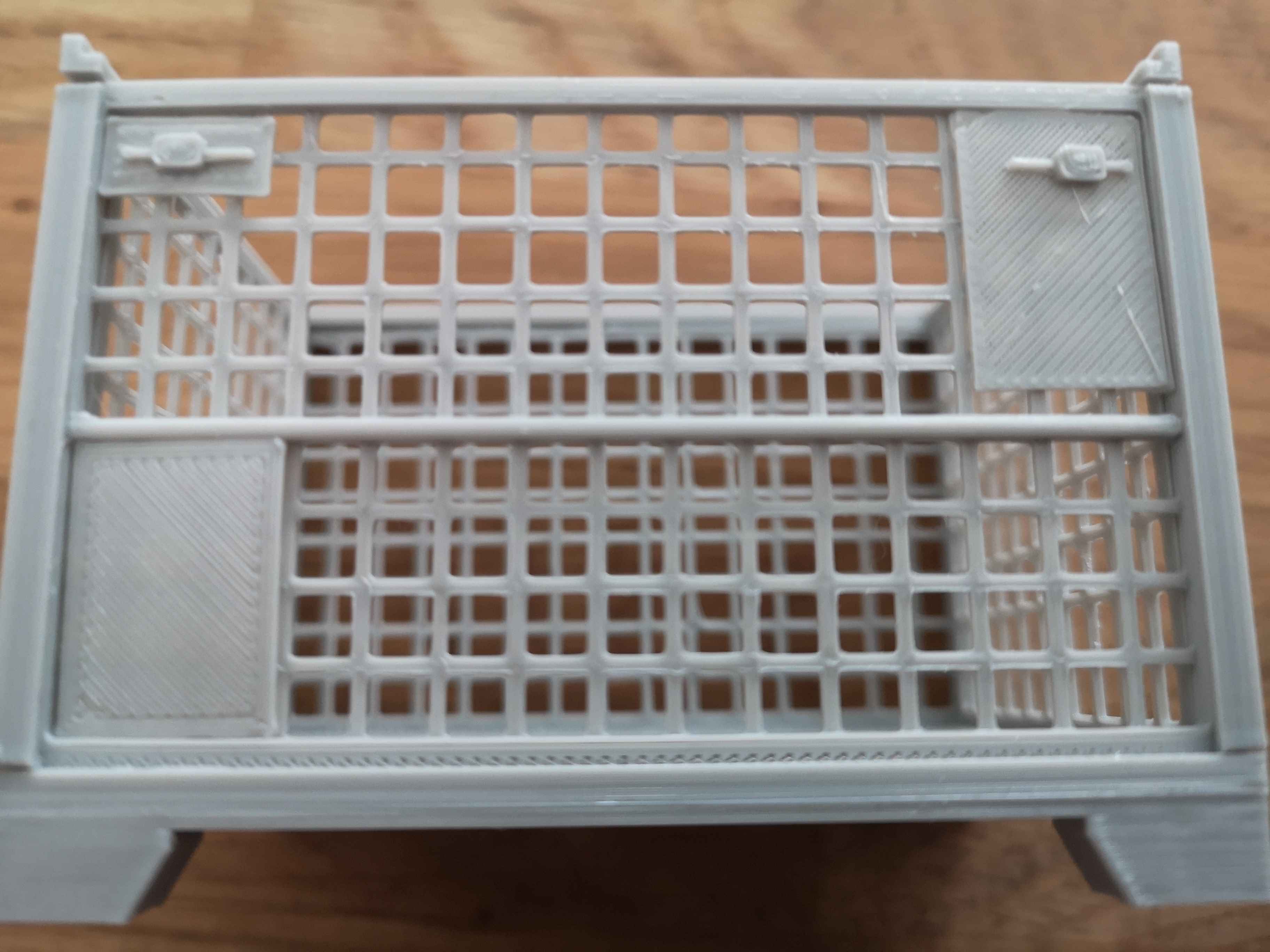 Gitterbox / lattice box / Bruder