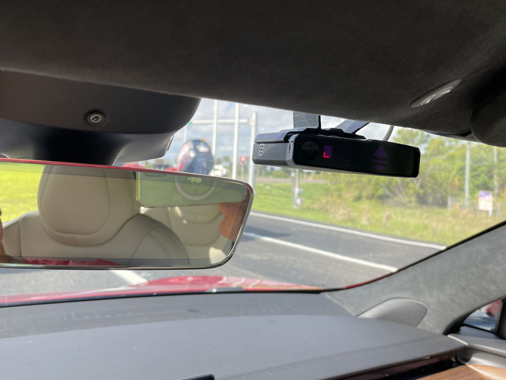 Radar detector mount for Tesla S