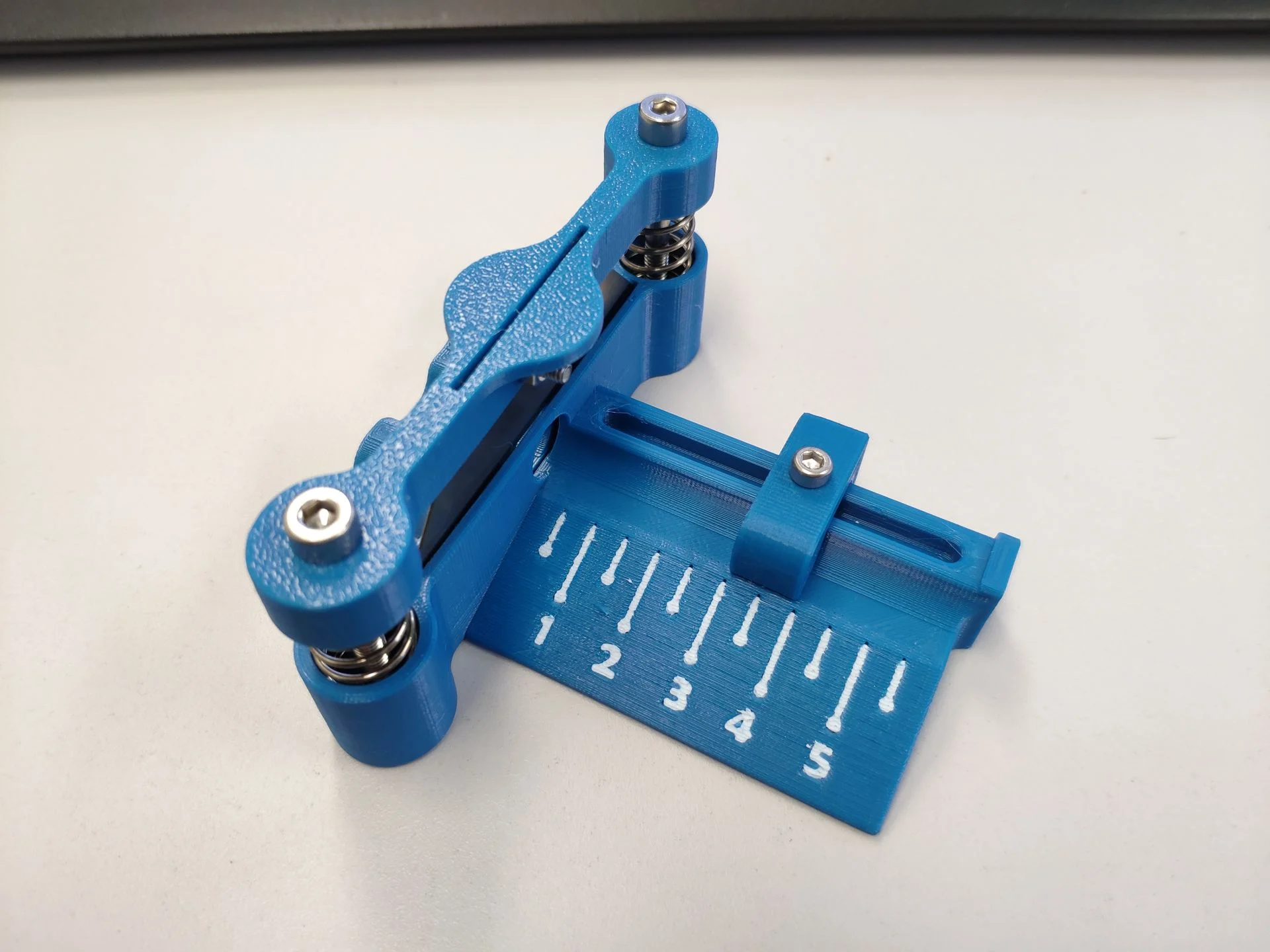 Heat-shrink tube cutter (multi material)