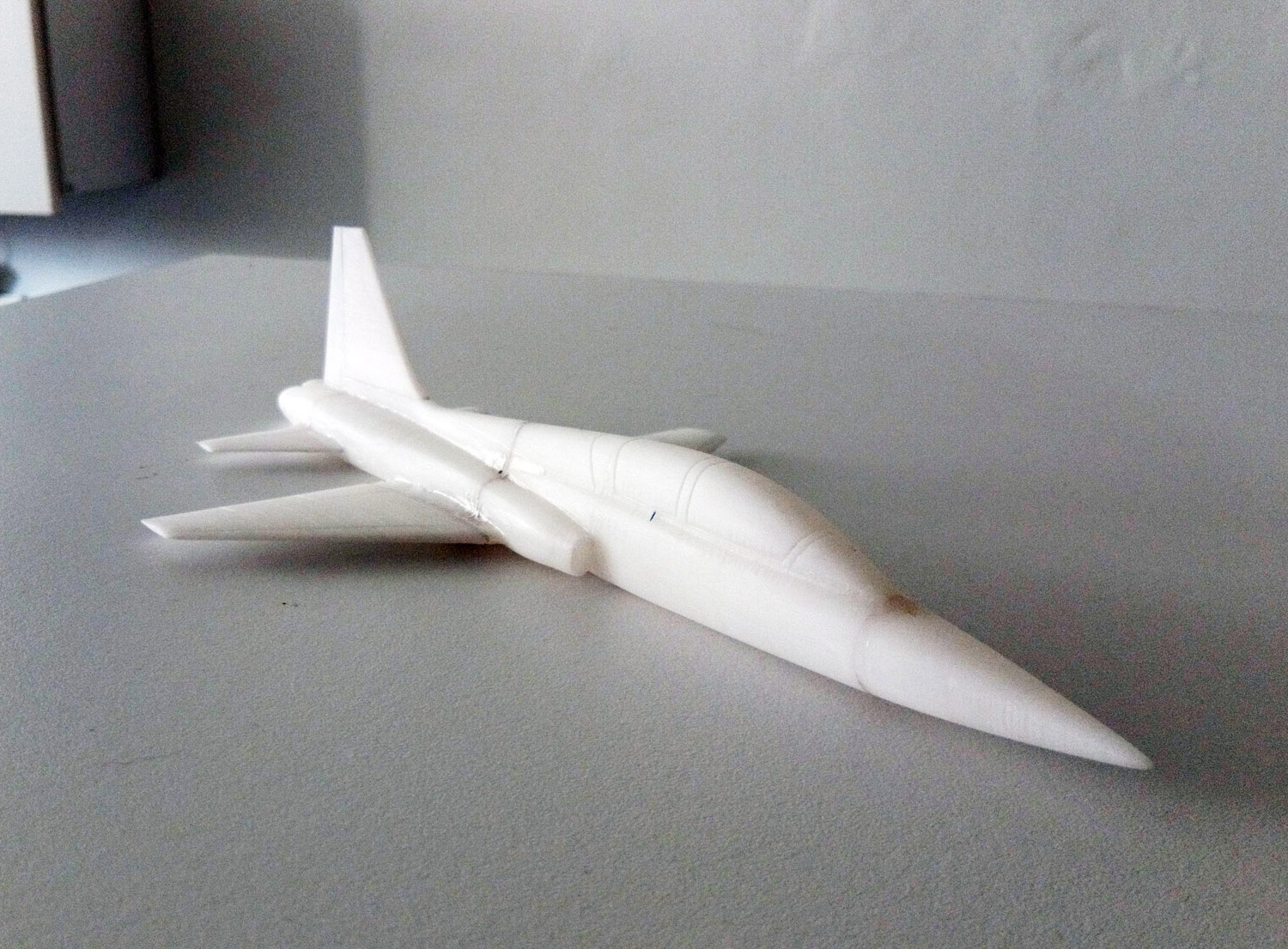 Easy to print T-38 Talon aircraft scale model (esc: 1/64)