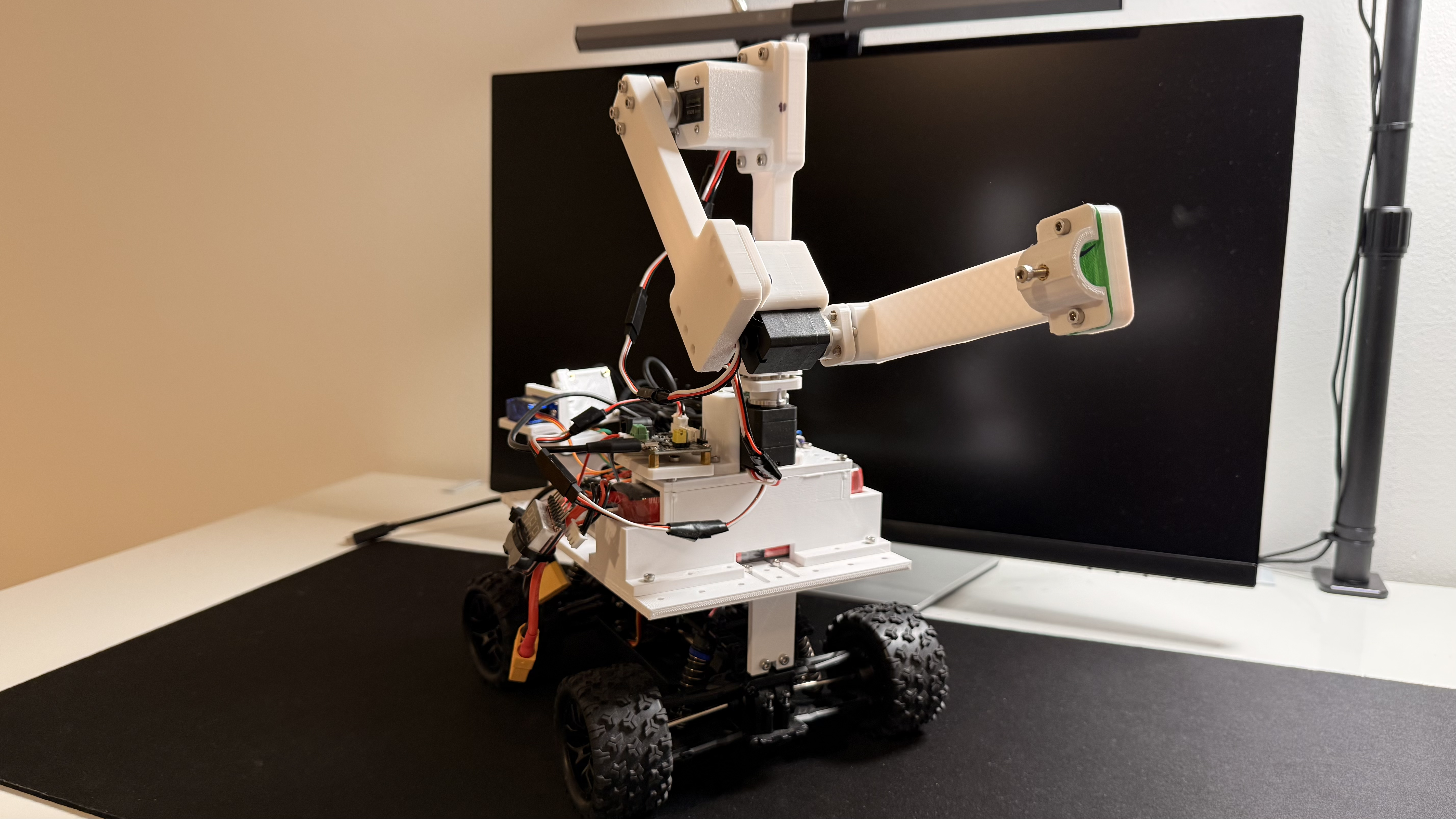 Robotic Arm with ST3215 Servos