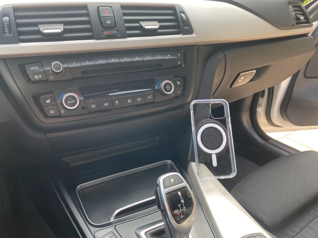 BMW F30 magsafe mount