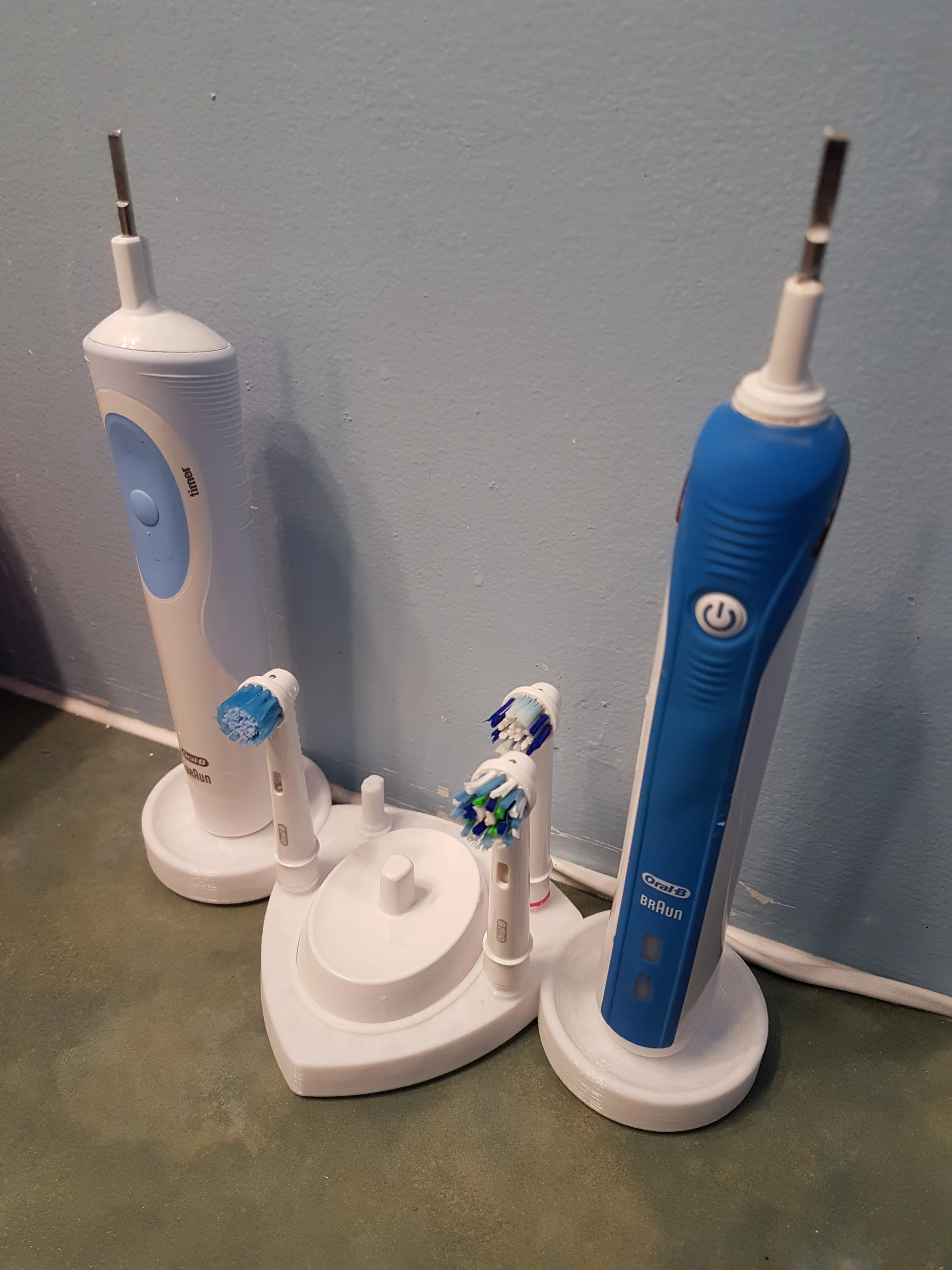 Dual OralB Stand