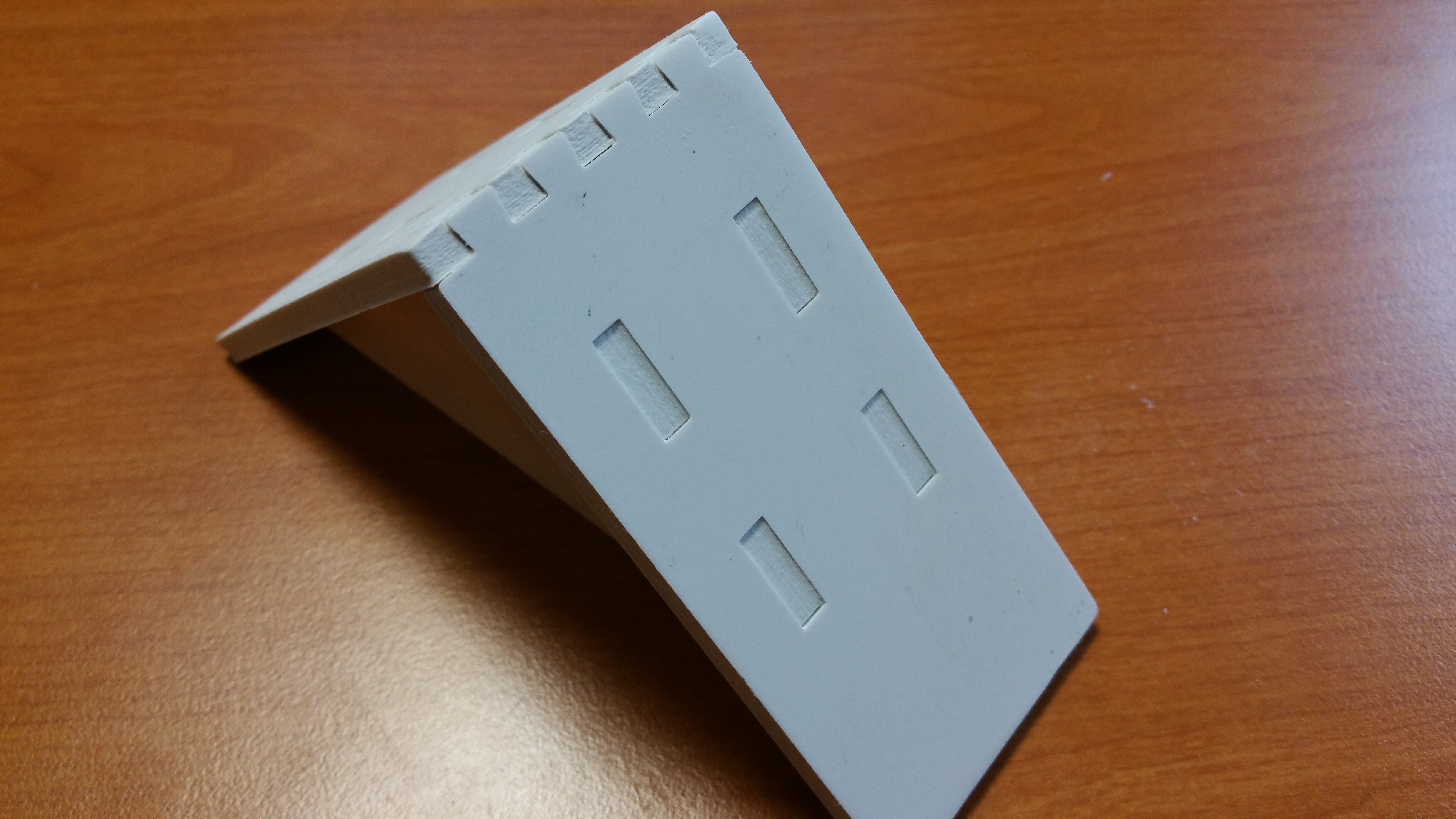 Dovetail & tenon mortise joint