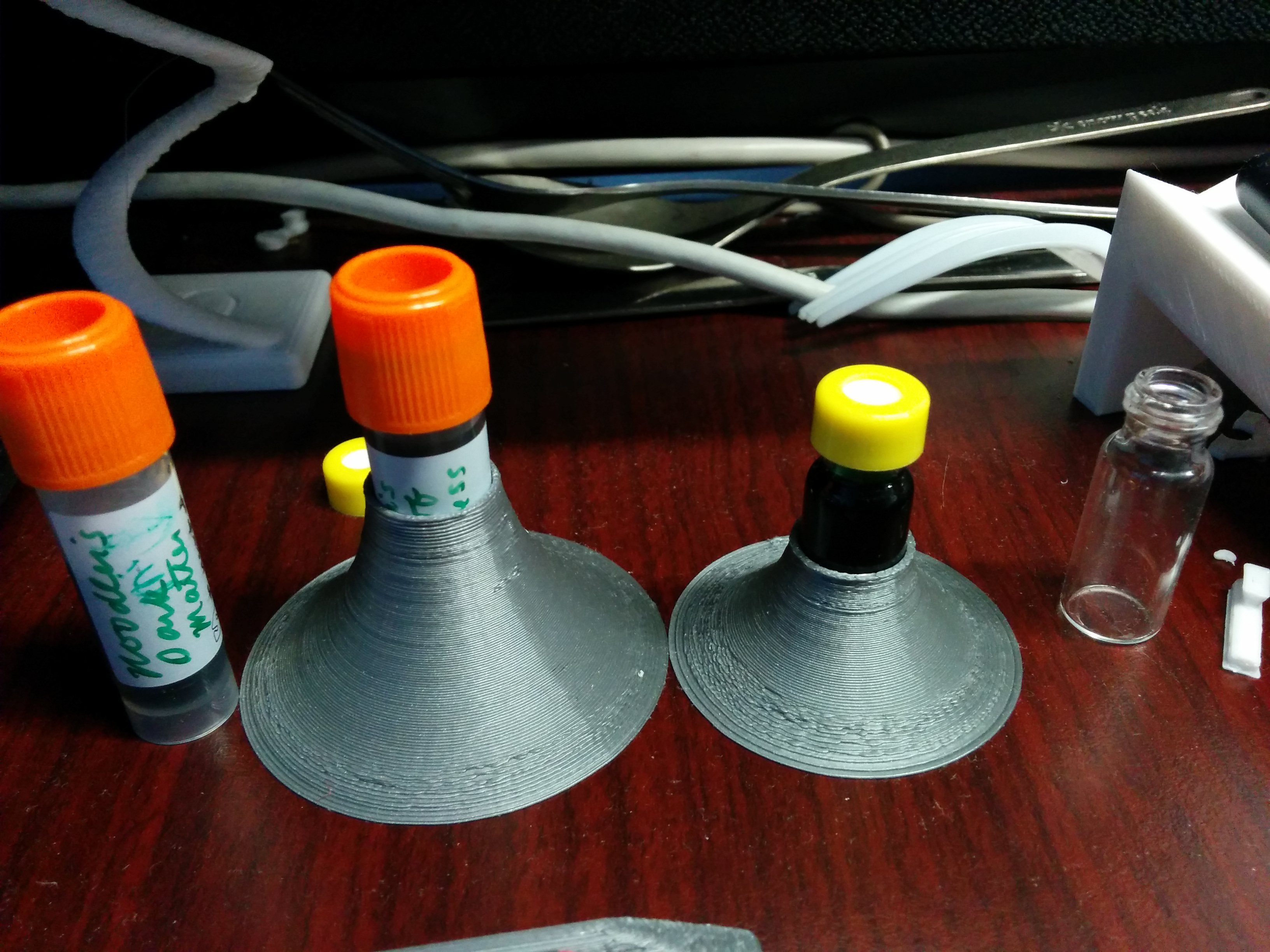 Fountain Pen 2ml Sample vial Holder