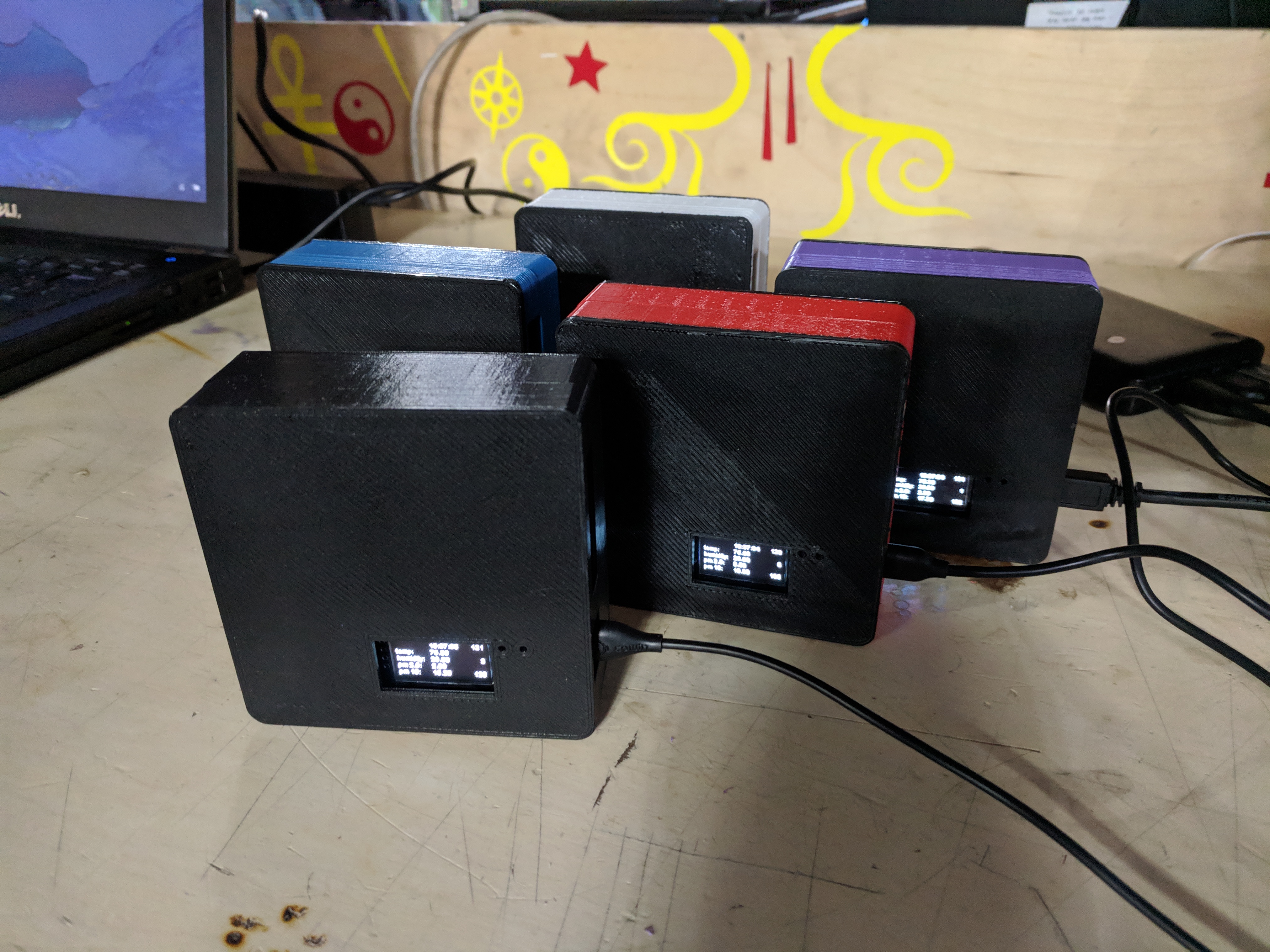 Wireless SDS011, DHT22, Wemos ESP32 w/OLED enclosure